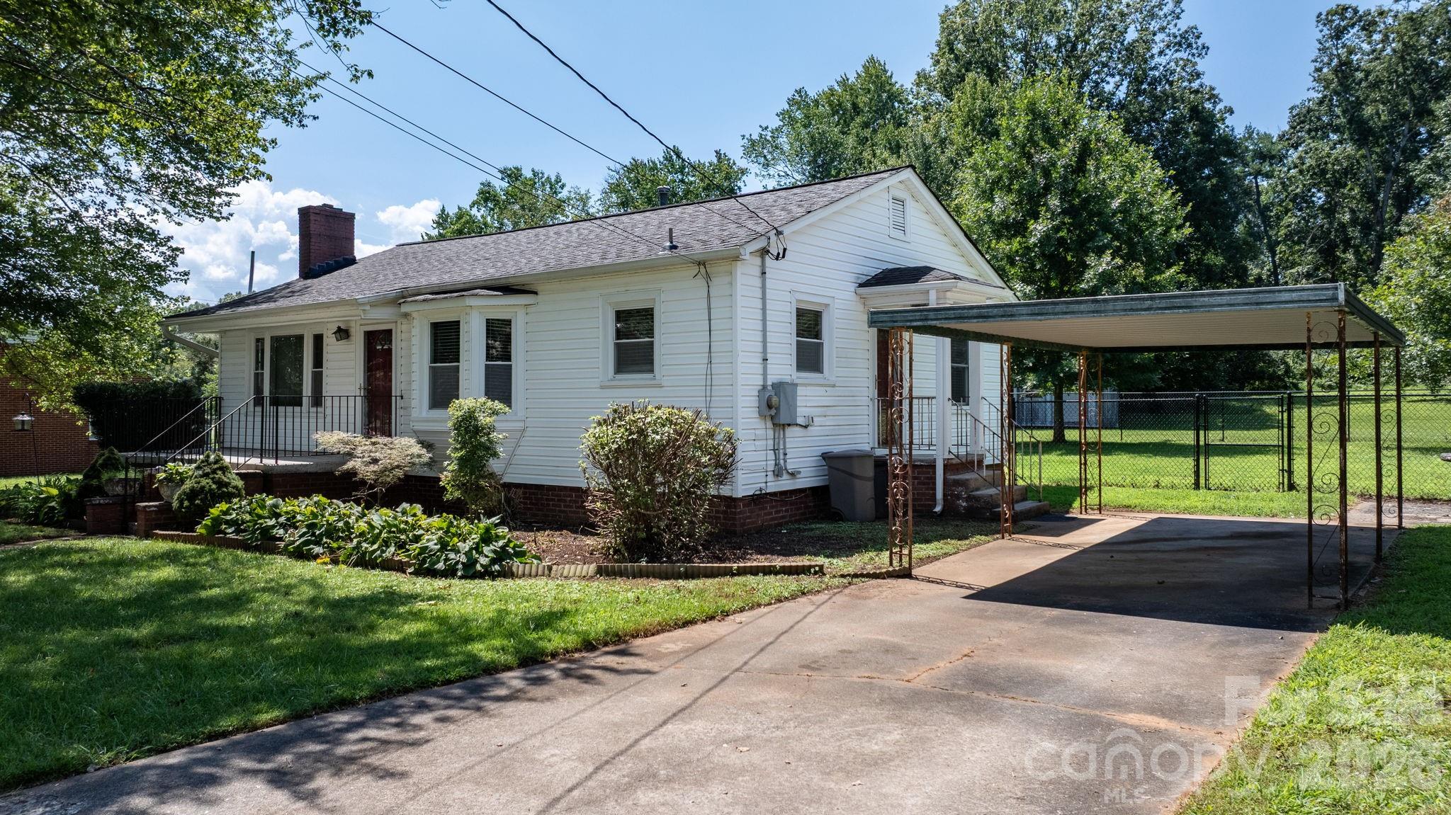 414b Old Nc 18 Highway Property Photo 6