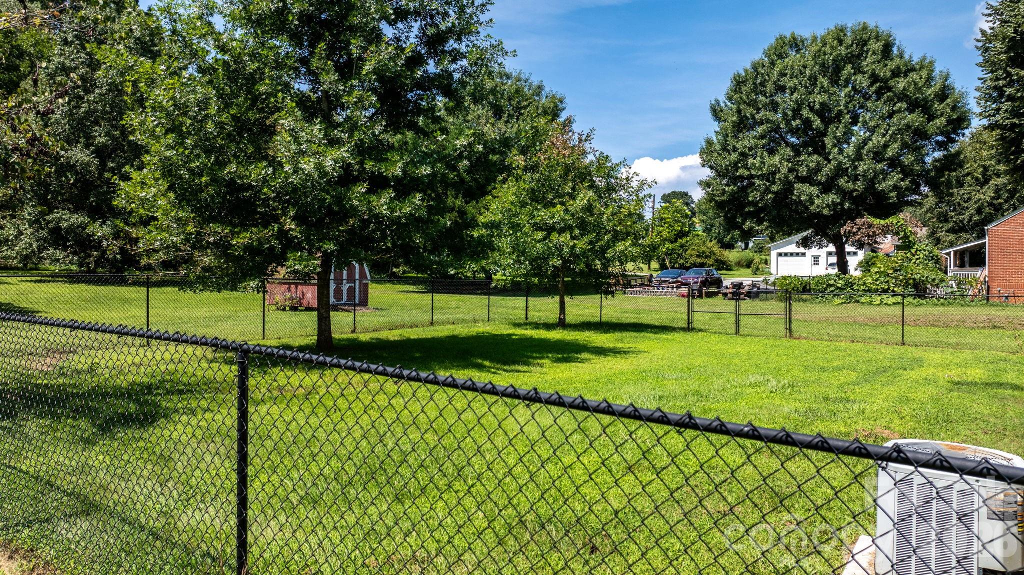 414b Old Nc 18 Highway Property Photo 17