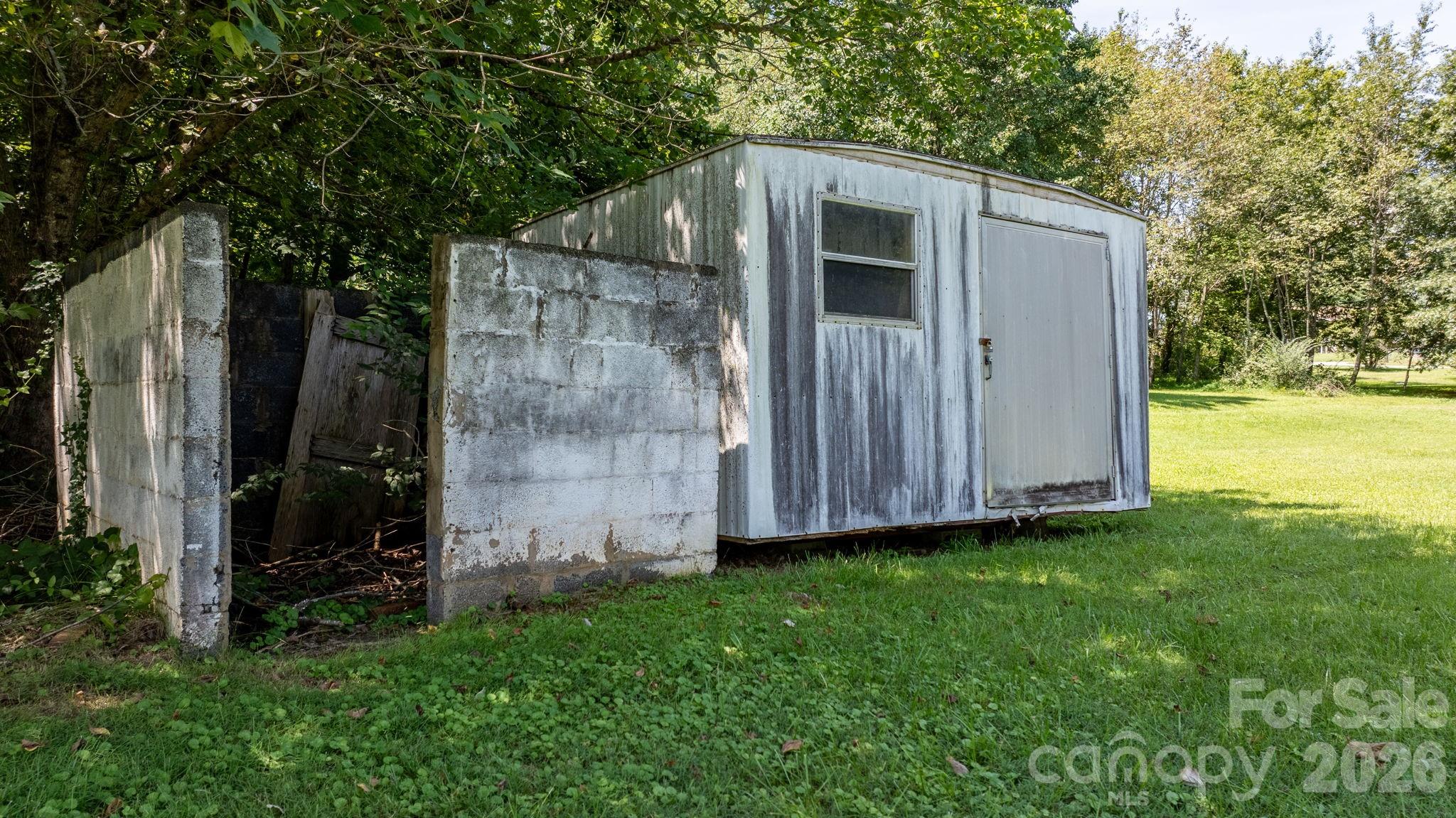414b Old Nc 18 Highway Property Photo 19