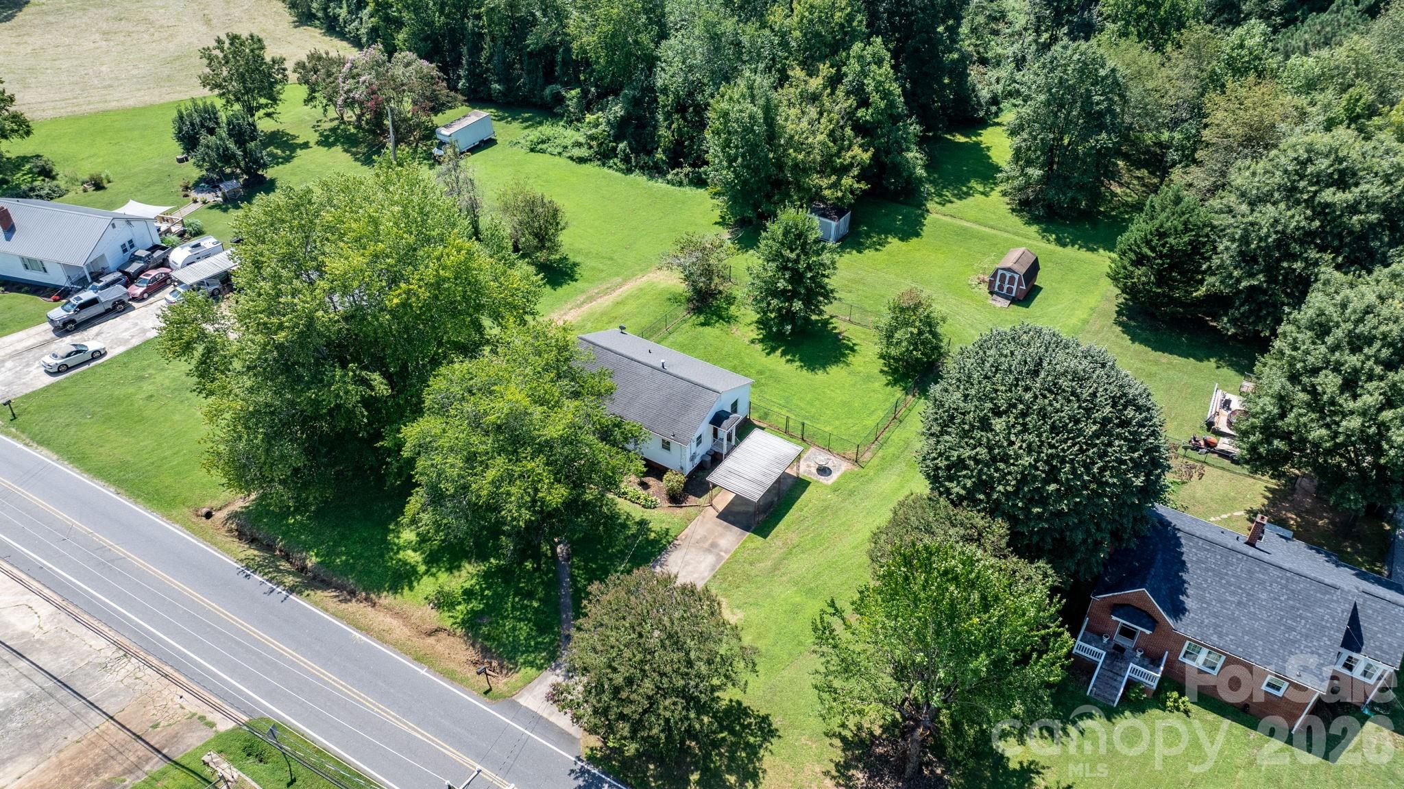 414b Old Nc 18 Highway Property Photo 23