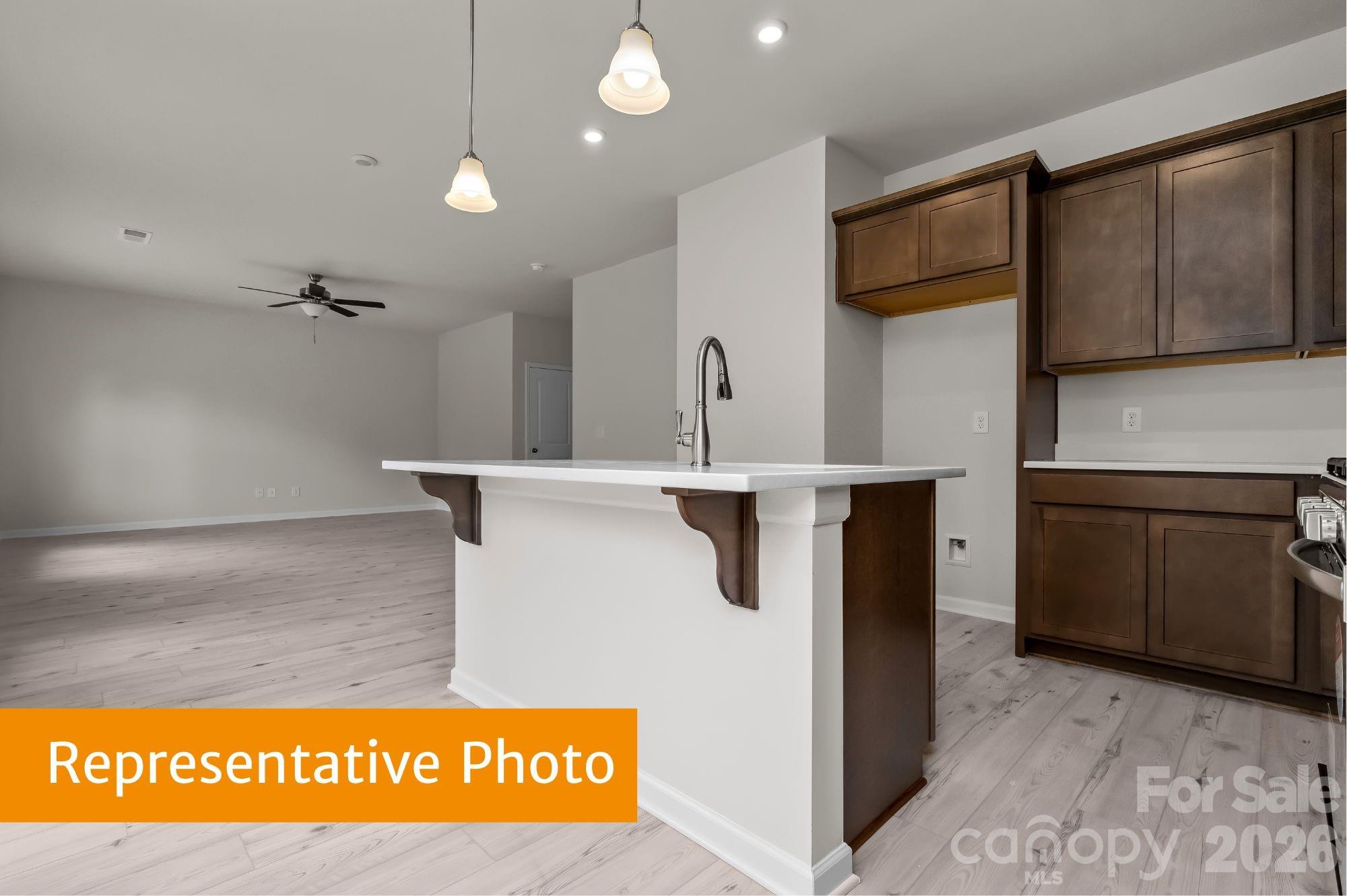 367 Lively Crescent Property Photo 8