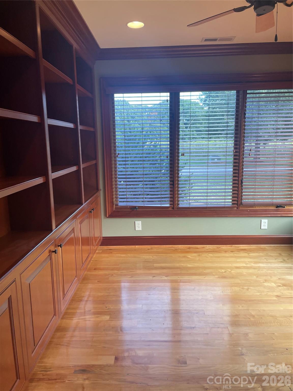 3842 Sherrills Ford Road Property Photo 3