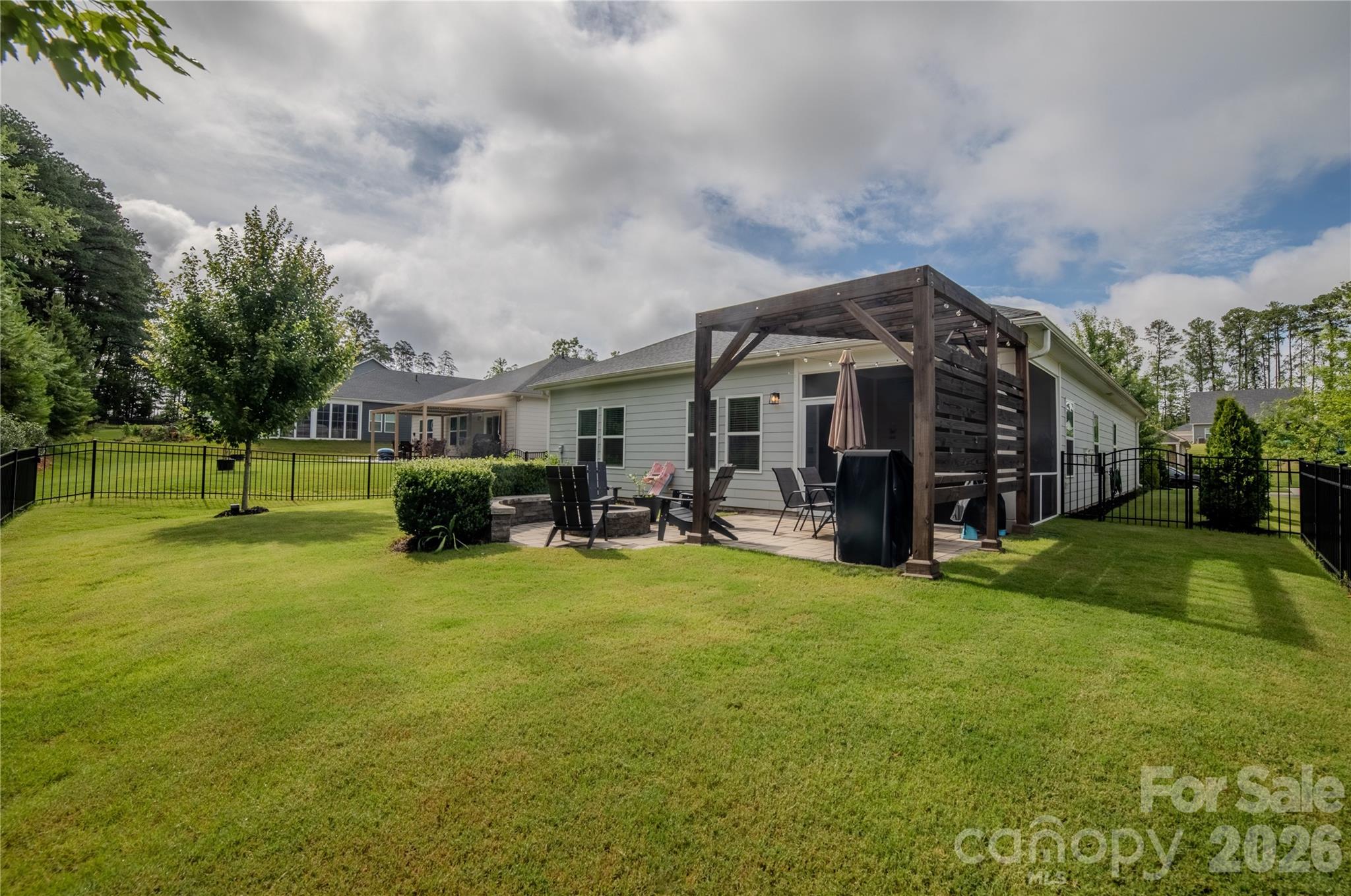 4509 Kelowna Street Property Photo 27
