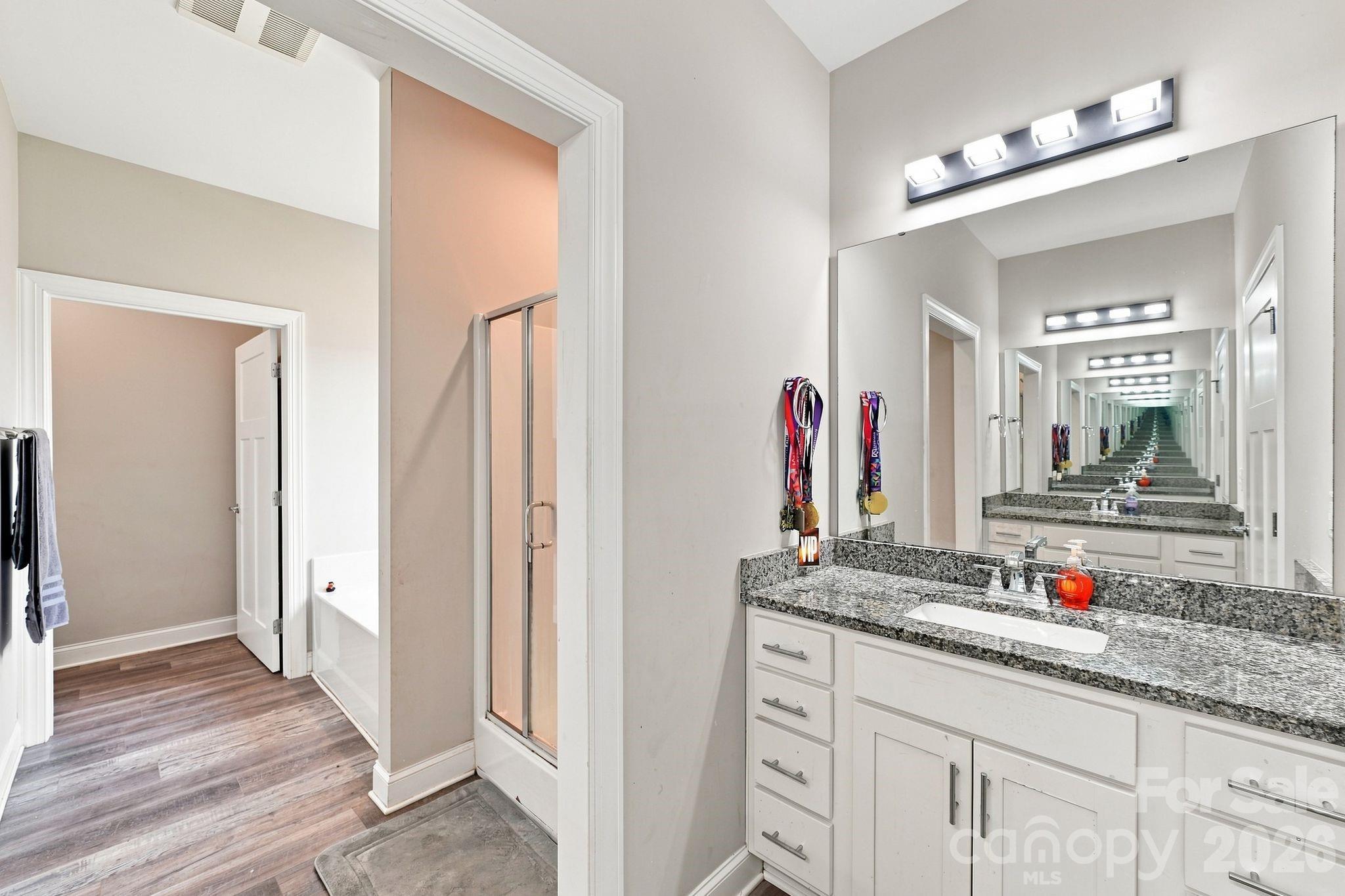 232 Pinnacle Crossing 61 Property Photo 11