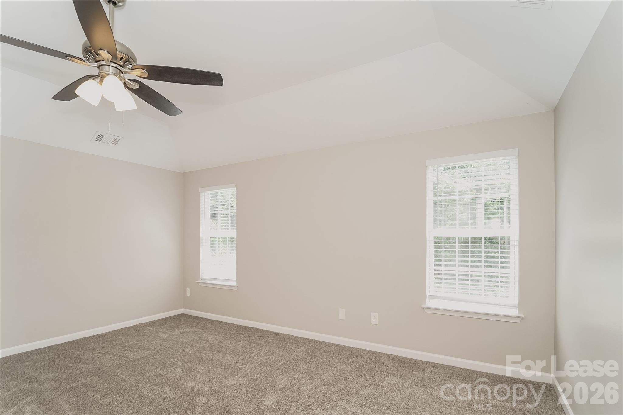 5930 Brookfield Pointe Drive Property Photo 9
