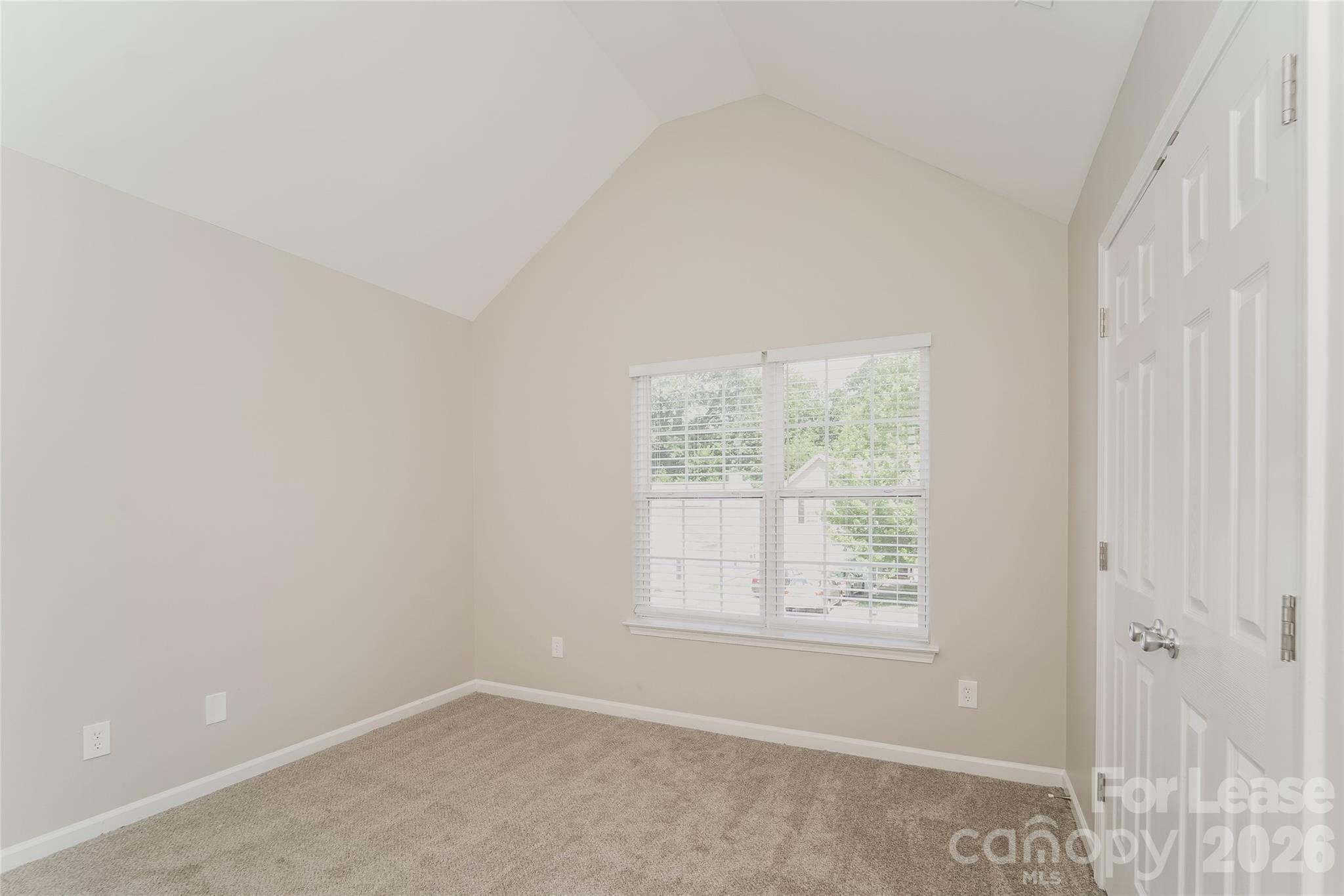 5930 Brookfield Pointe Drive Property Photo 10