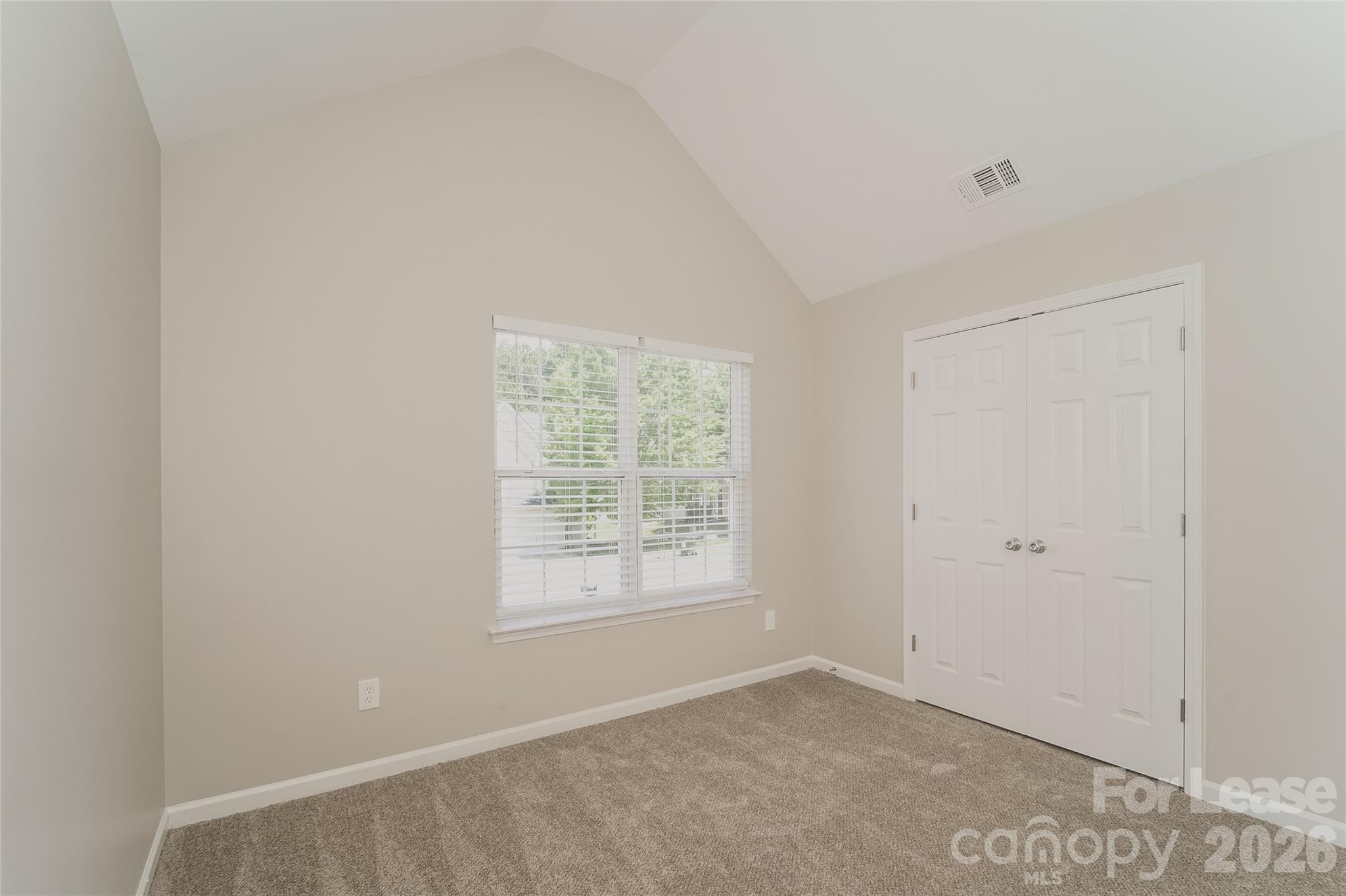 5930 Brookfield Pointe Drive Property Photo 12