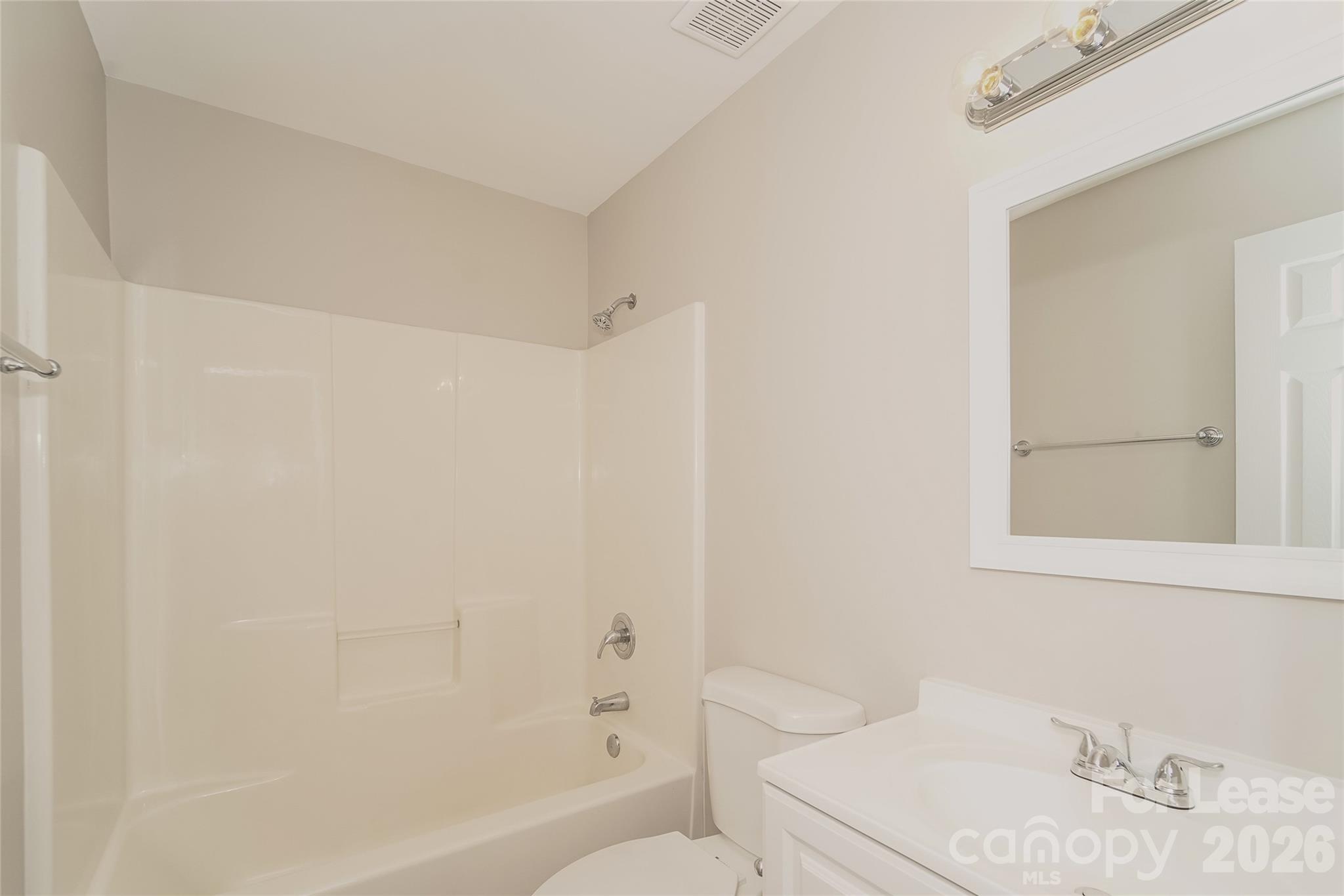 5930 Brookfield Pointe Drive Property Photo 13