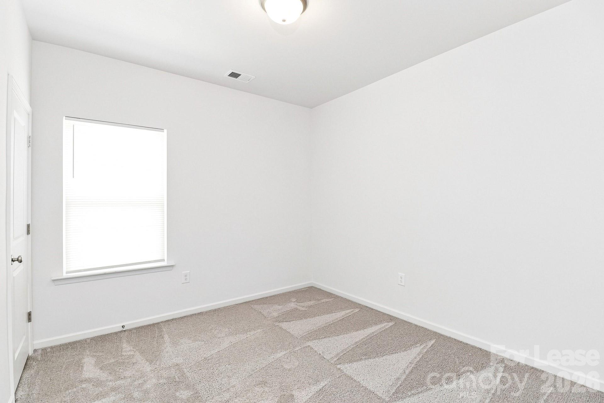 406 Killian Avenue Property Photo 11