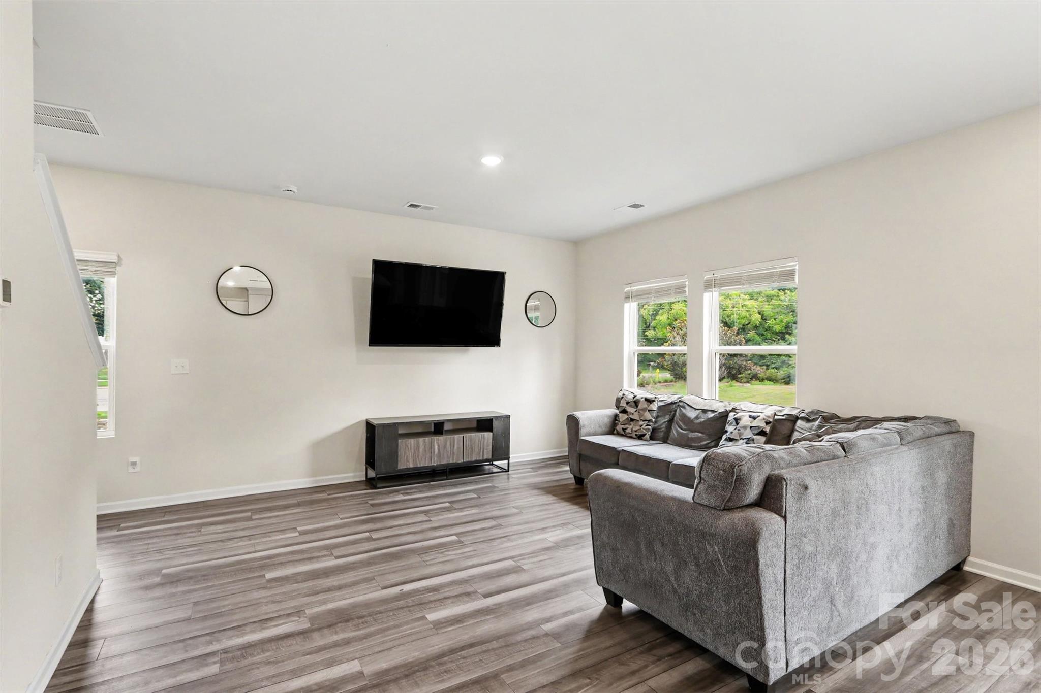 1224 Harland Street Property Photo 6