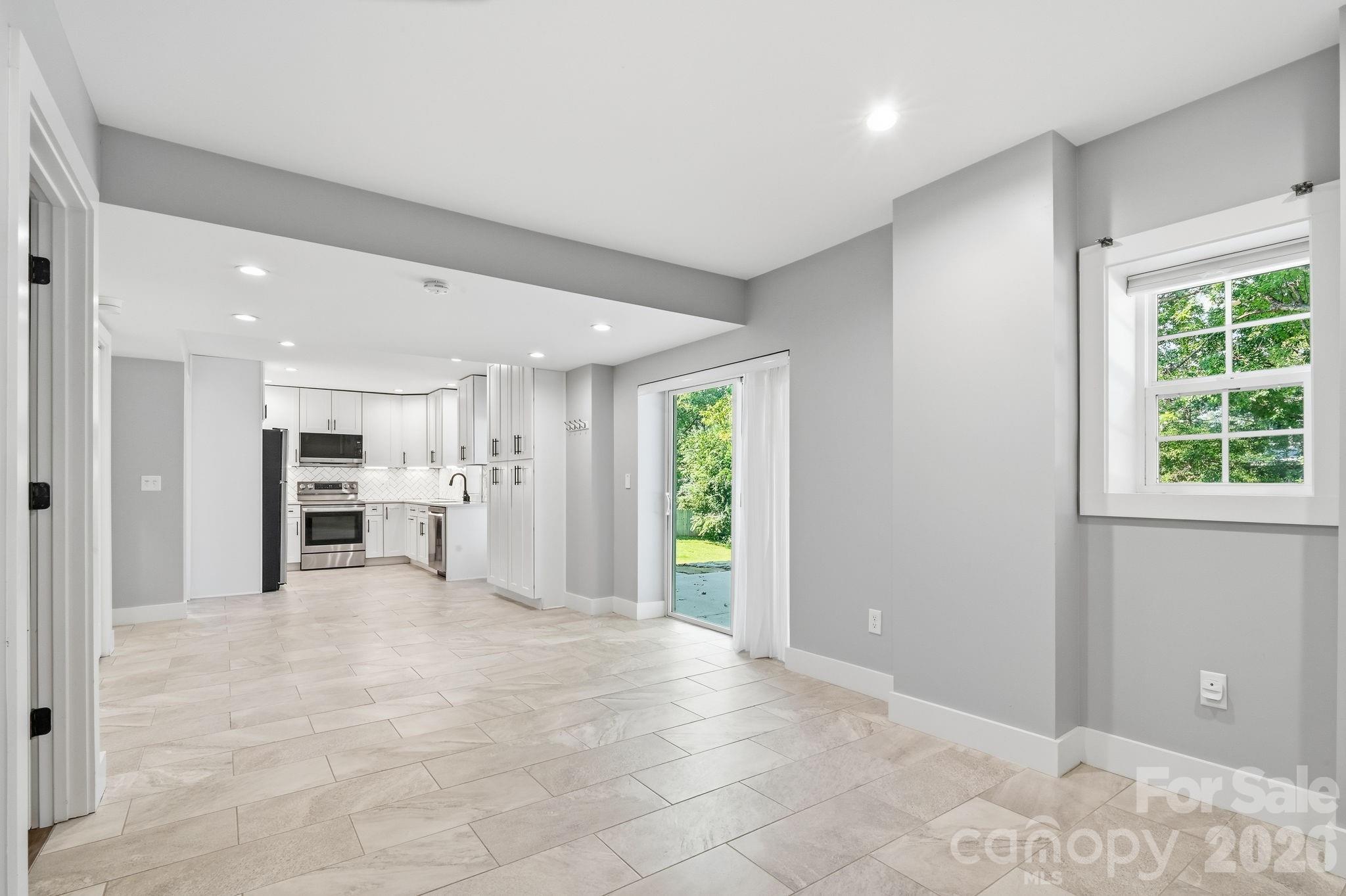 77 Trotter Place Property Photo 13