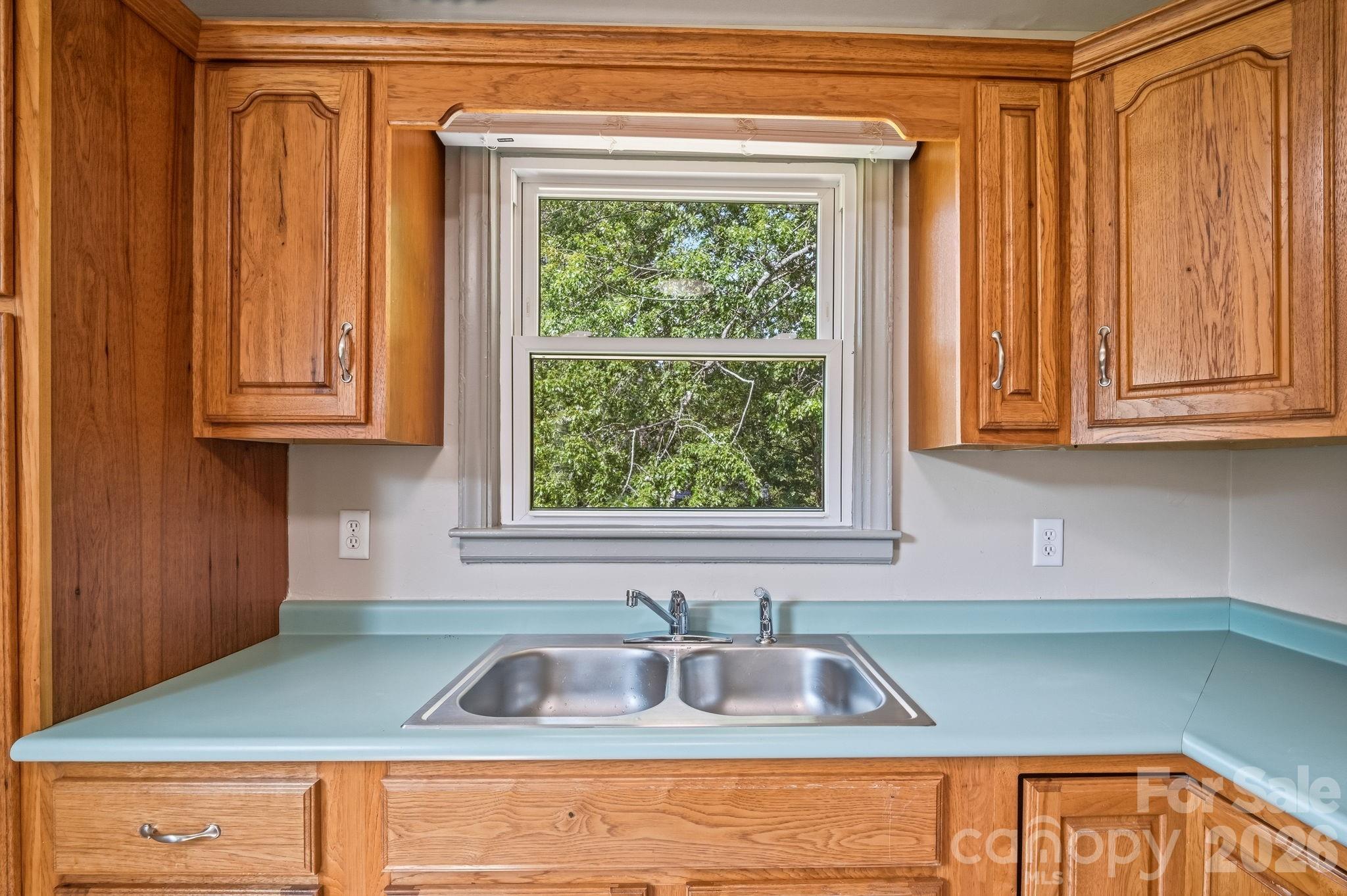77 Trotter Place Property Photo 29