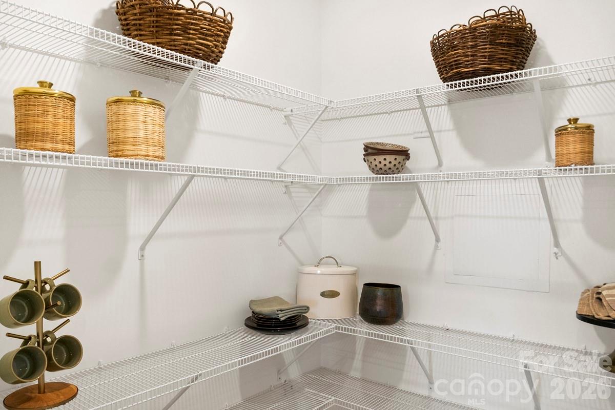 12126 Plummer Court 11 Property Photo 5