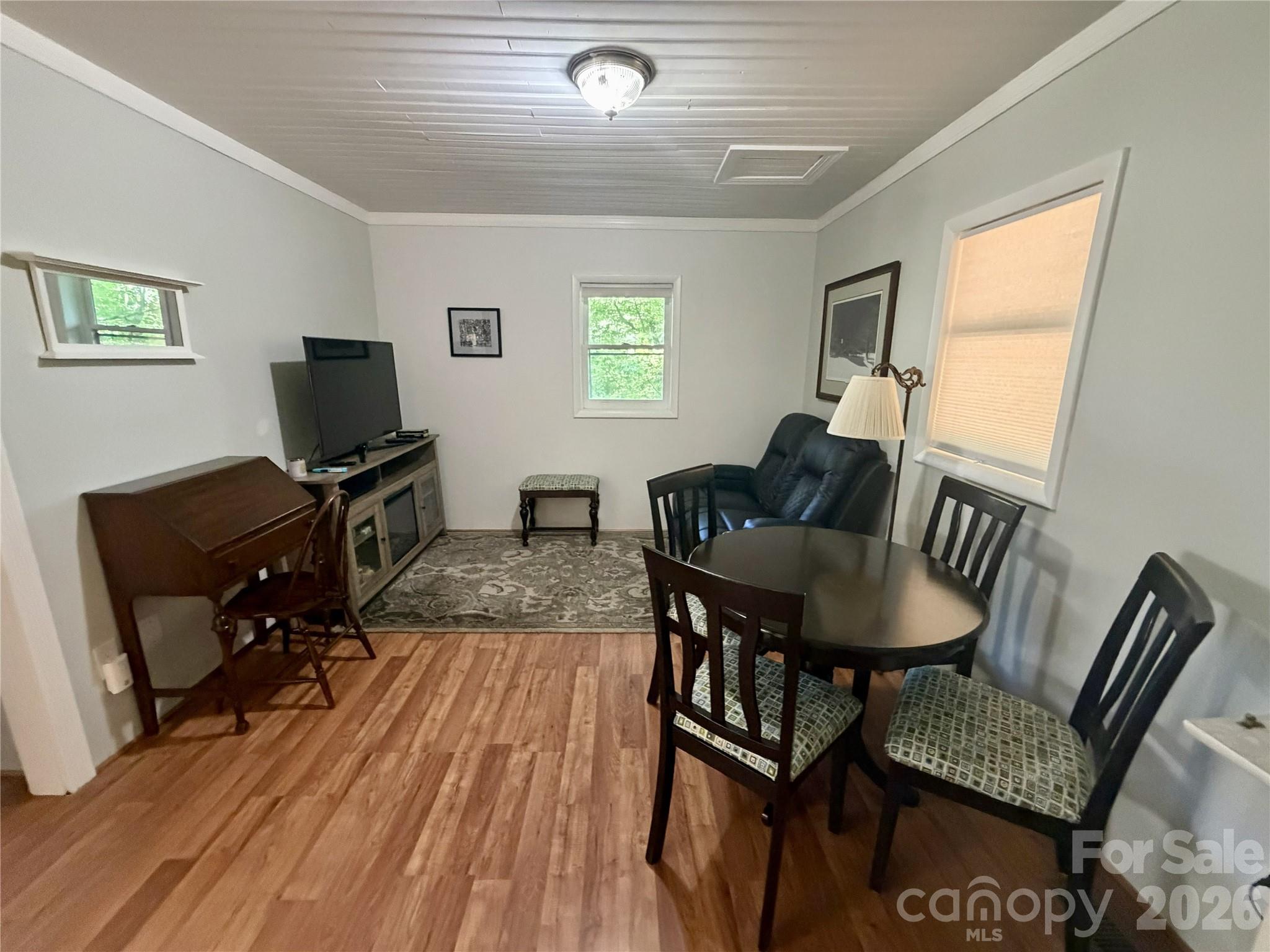 188 Forest Lane Property Photo 16
