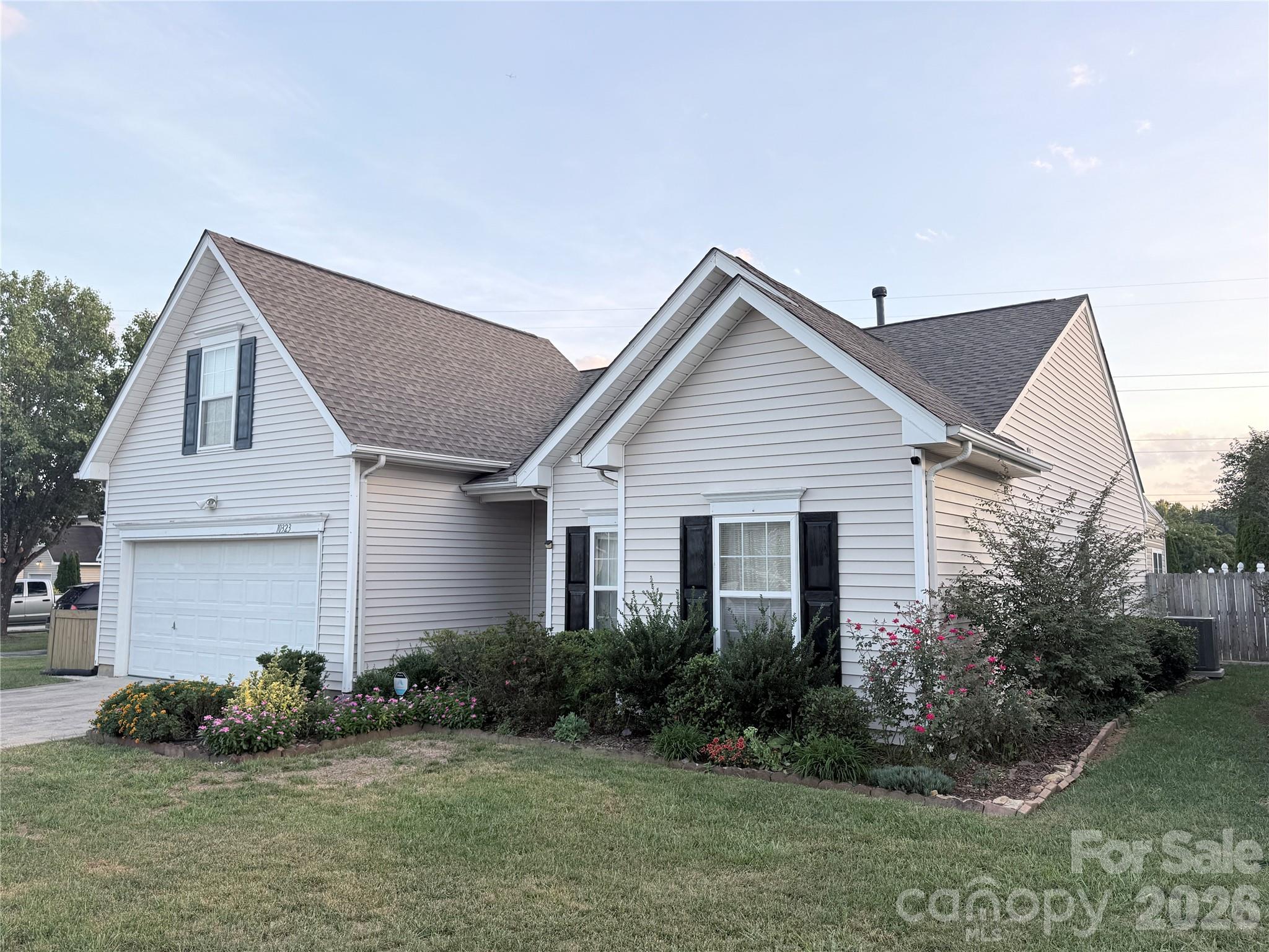 10323 Green Hedge Avenue Property Photo 1