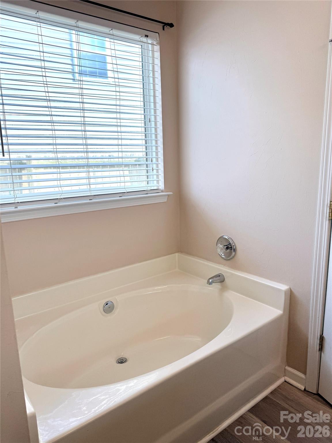 10323 Green Hedge Avenue Property Photo 20