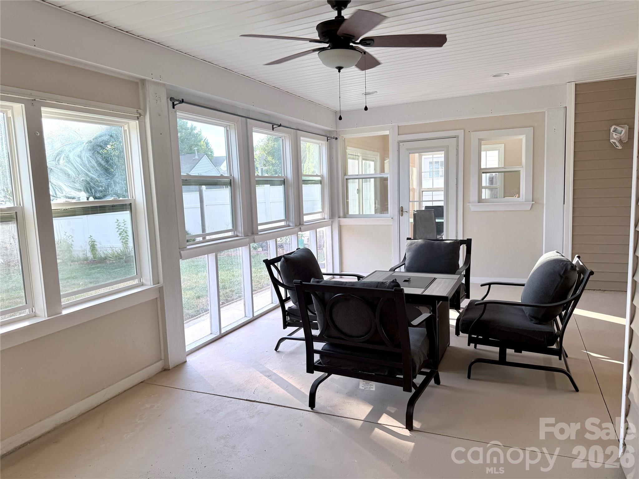 10323 Green Hedge Avenue Property Photo 29