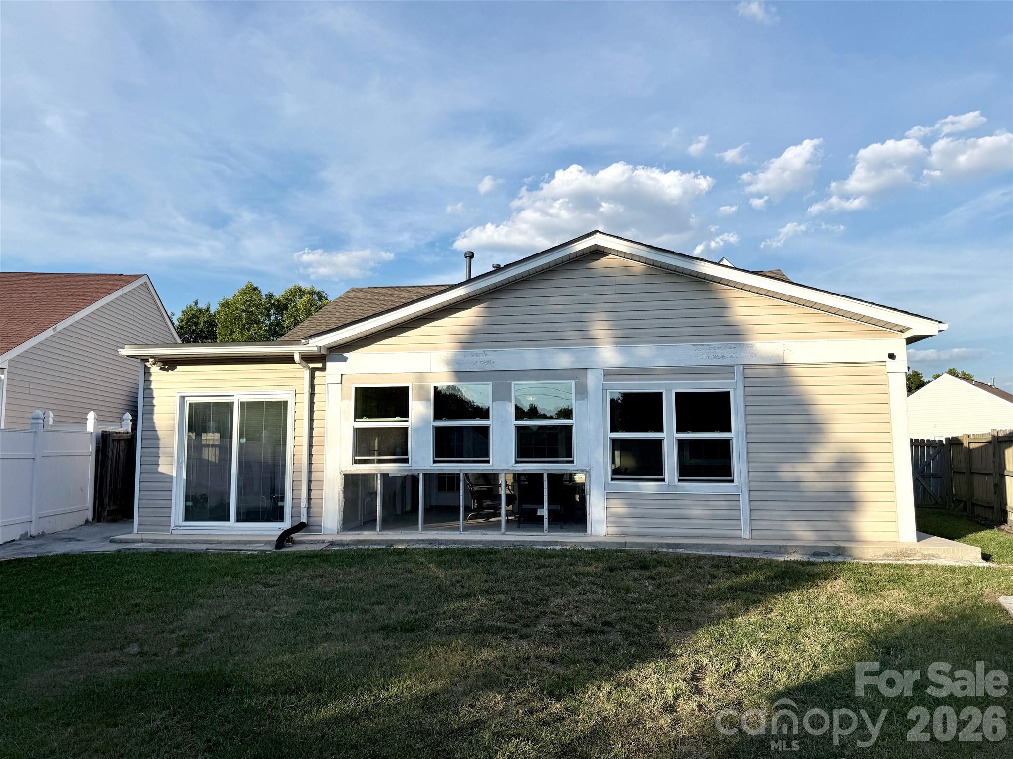 10323 Green Hedge Avenue Property Photo 33