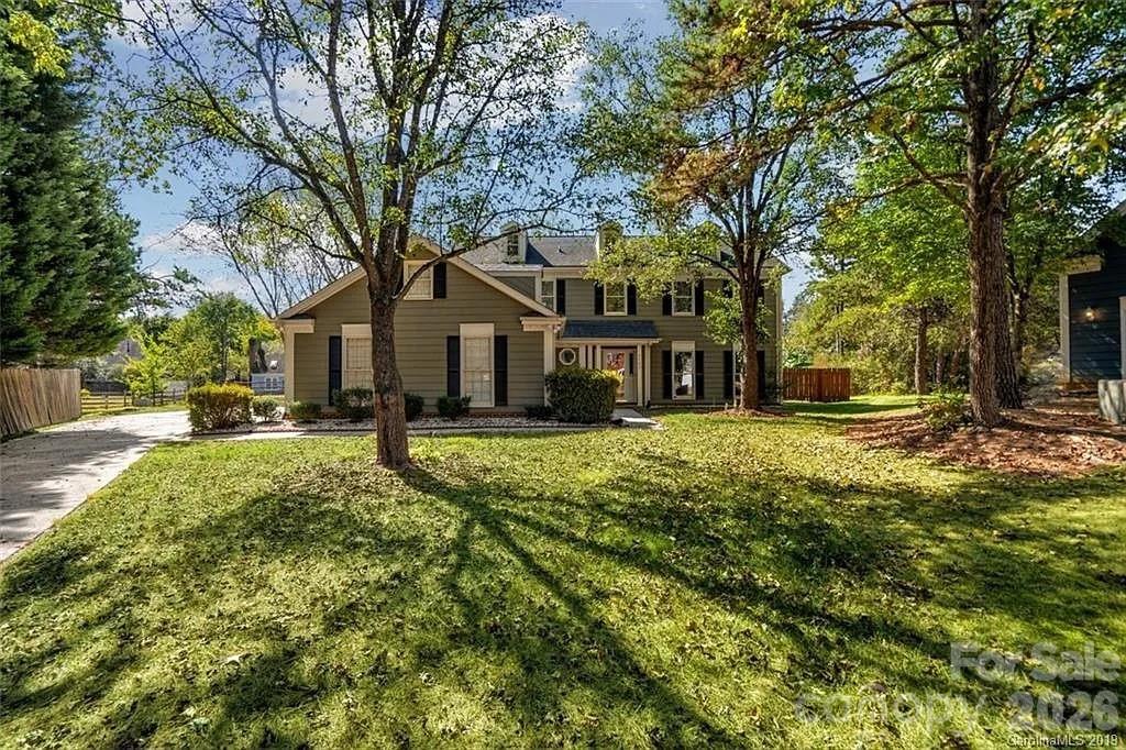 3709 Stoneglen Path