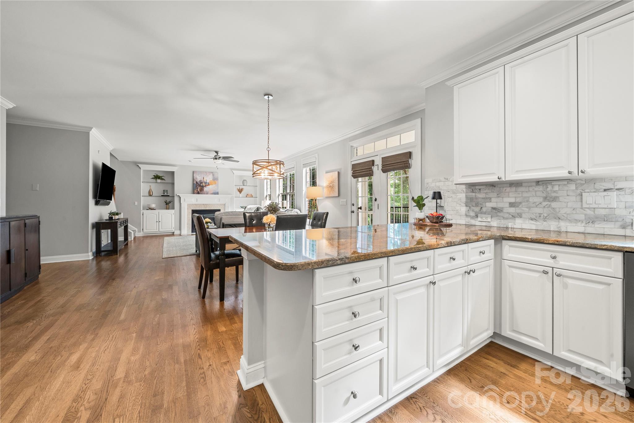 15812 Glen Miro Drive Property Photo 12