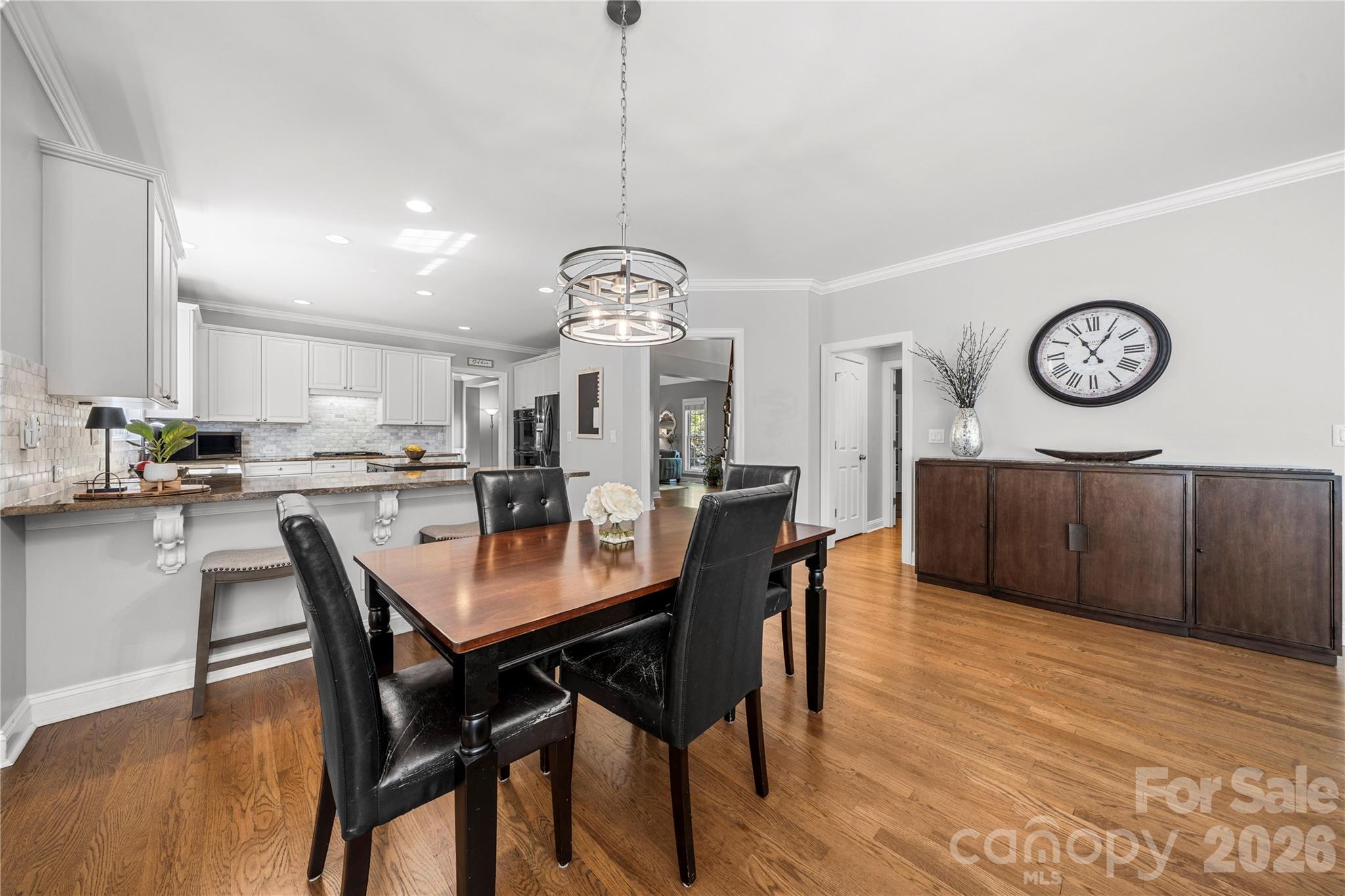 15812 Glen Miro Drive Property Photo 15