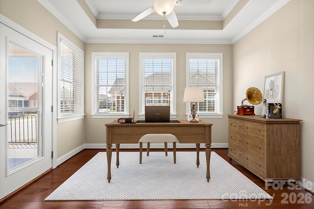 8379 Glacier Drive Property Photo 7