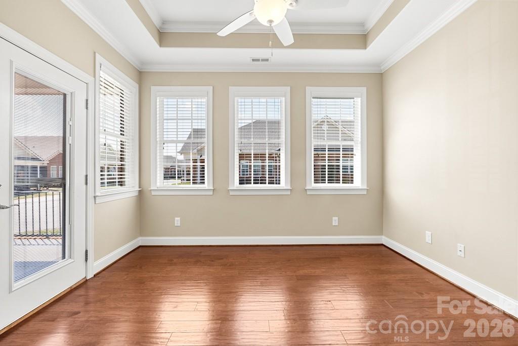 8379 Glacier Drive Property Photo 8