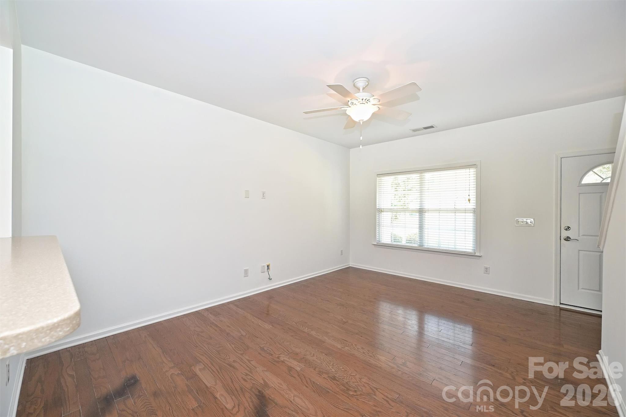10612 Stoneacre Court Property Photo 12