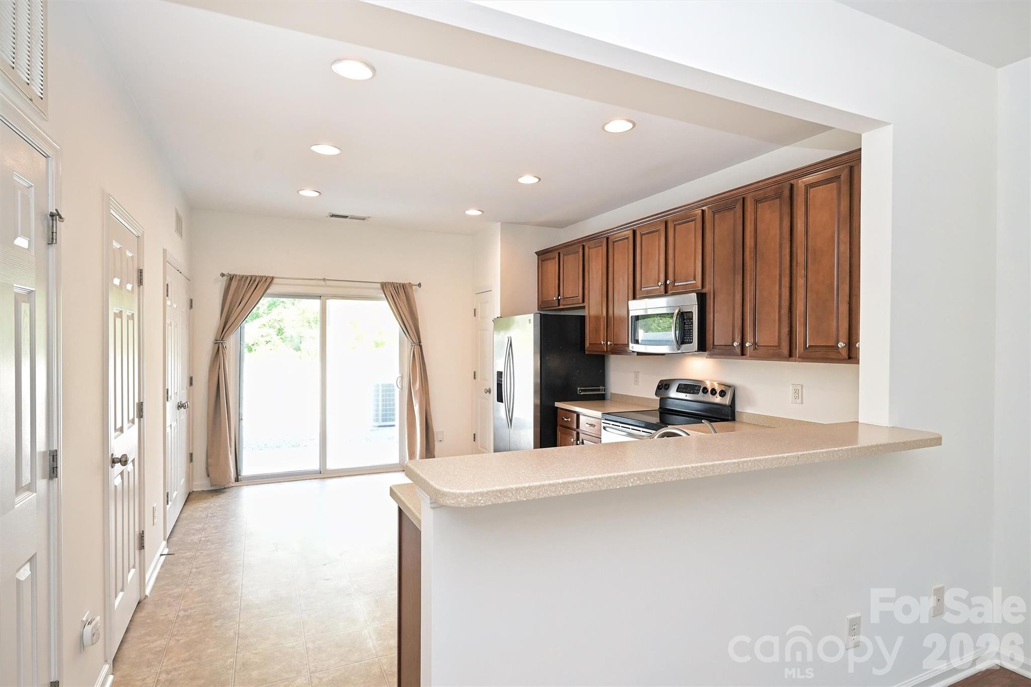 10612 Stoneacre Court Property Photo 13