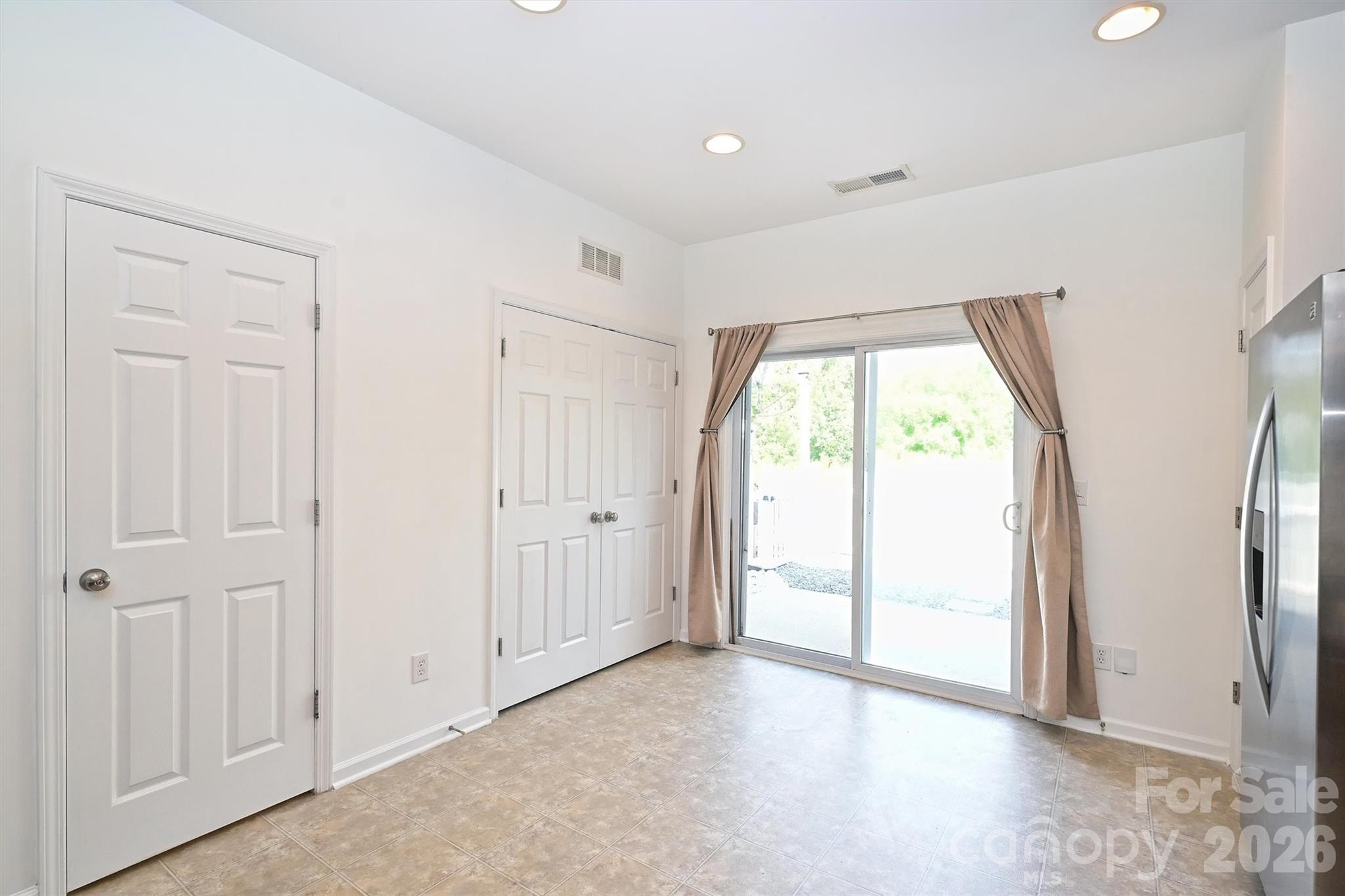 10612 Stoneacre Court Property Photo 17