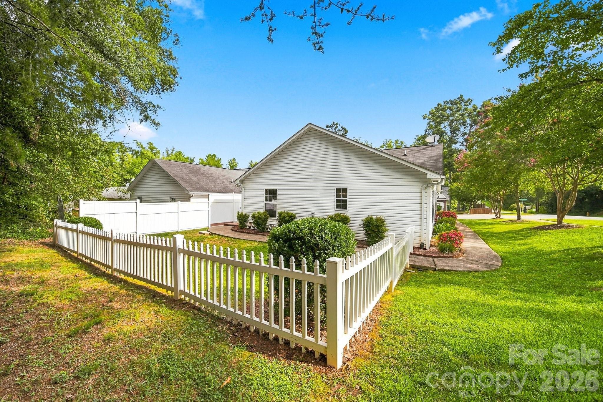 803 Whetstone Place Property Photo 22