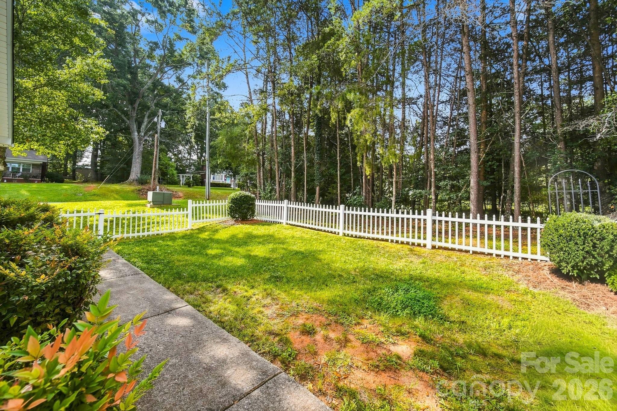 803 Whetstone Place Property Photo 23