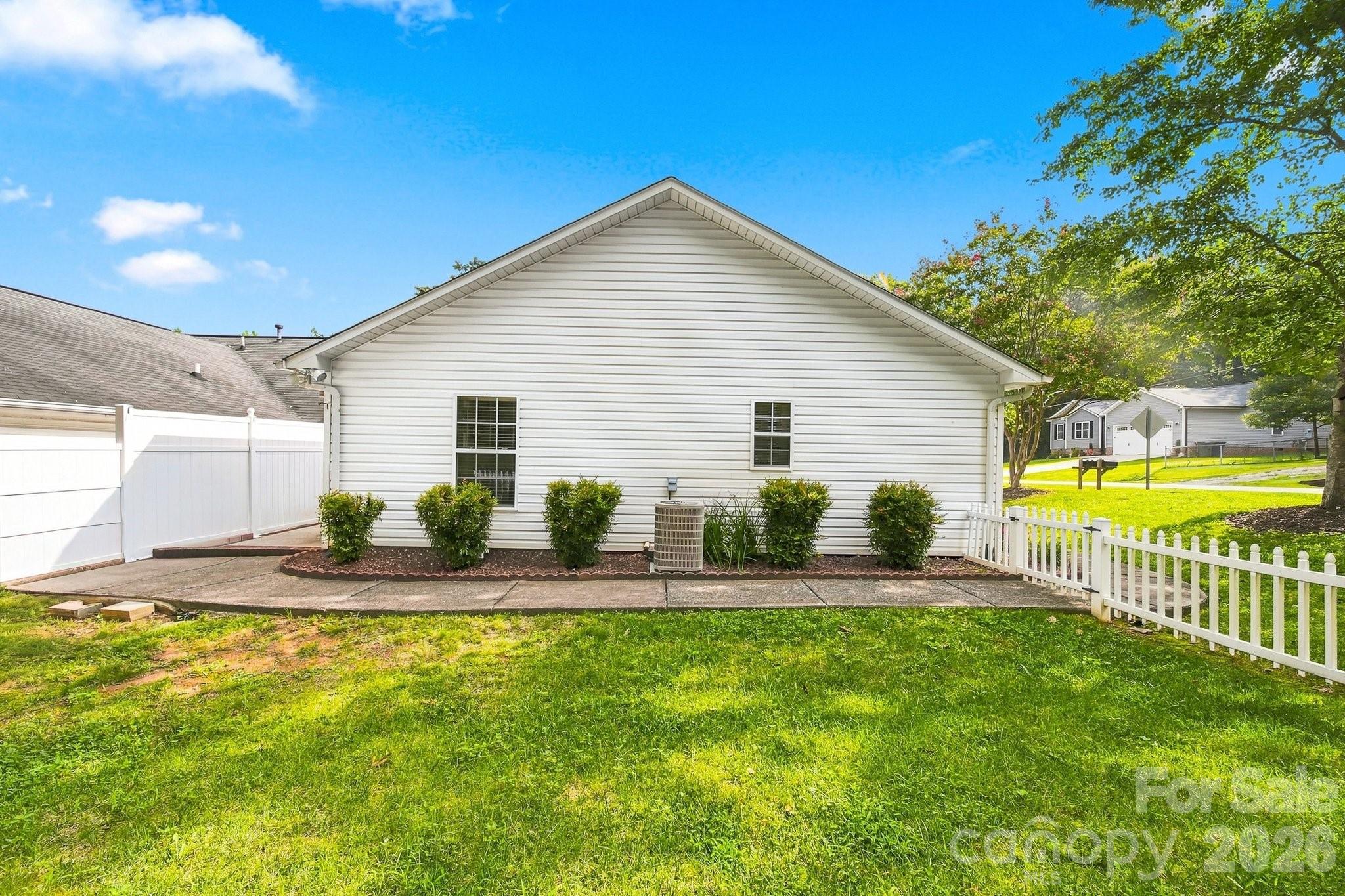 803 Whetstone Place Property Photo 26
