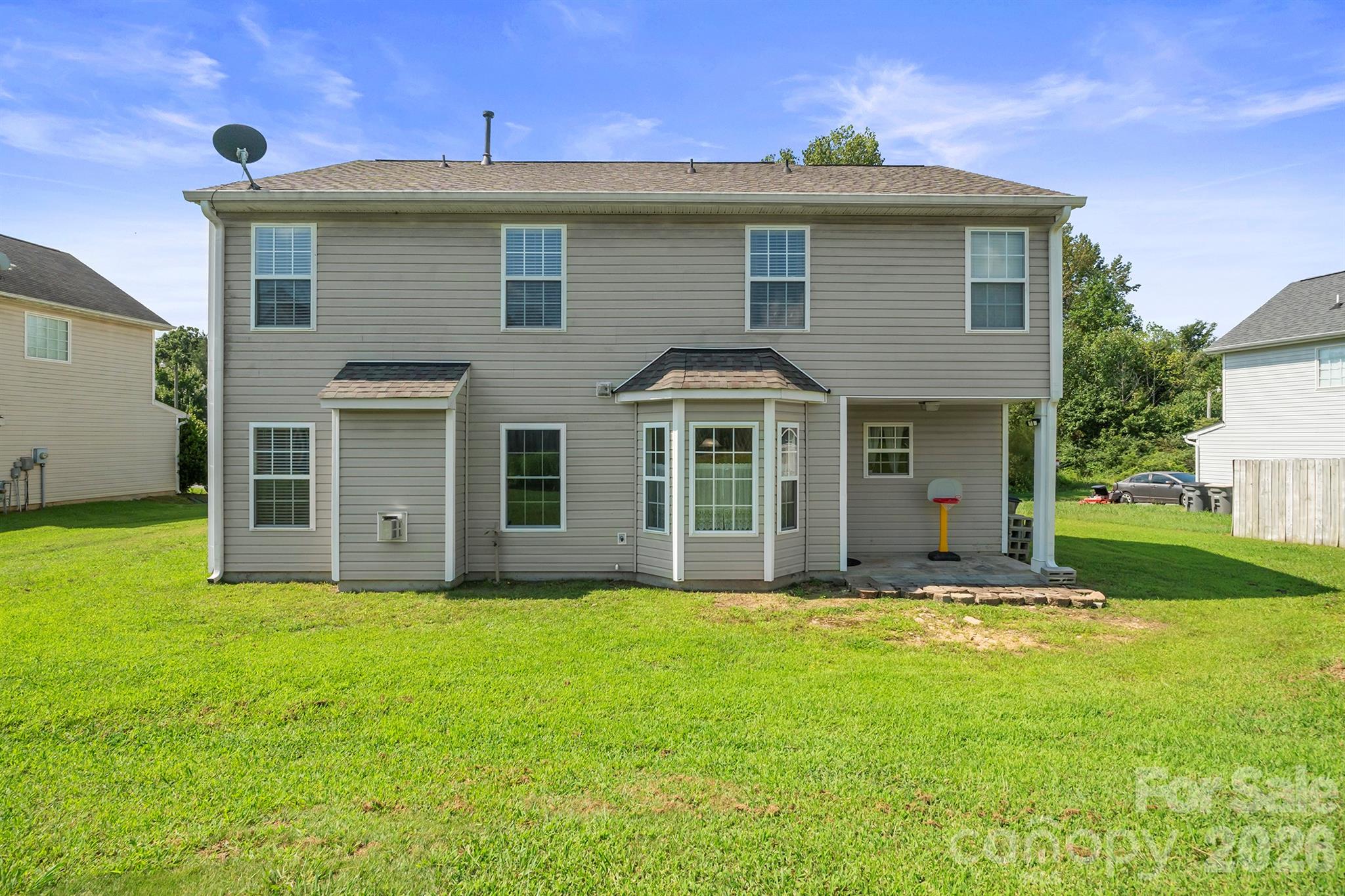 2015 Mallard Pointe Drive Property Photo 2