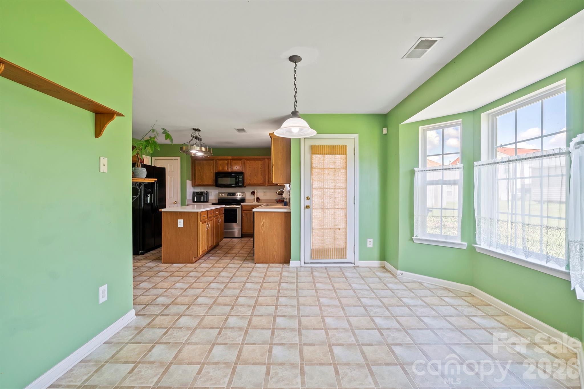 2015 Mallard Pointe Drive Property Photo 12