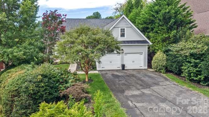 634 Vista Falls Road Property Photo 2