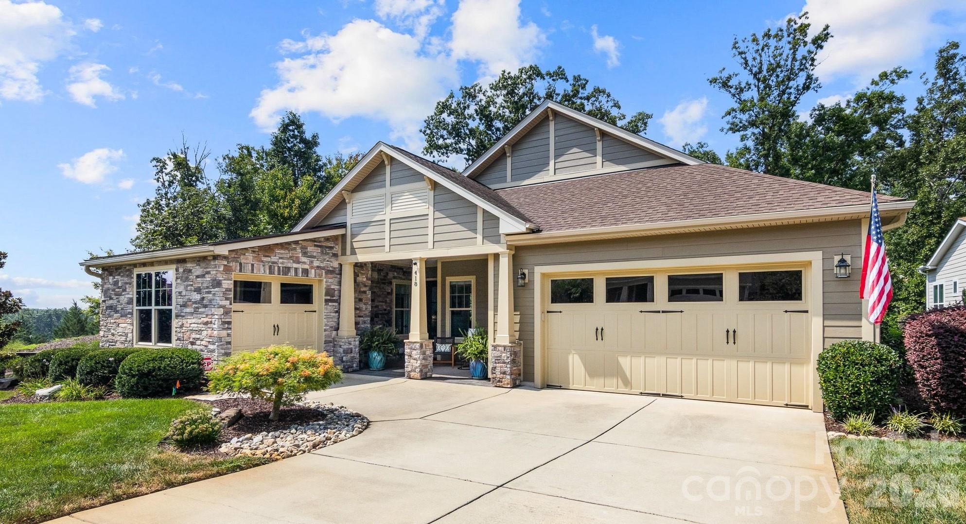 418 Flat Rock Drive Property Photo 1