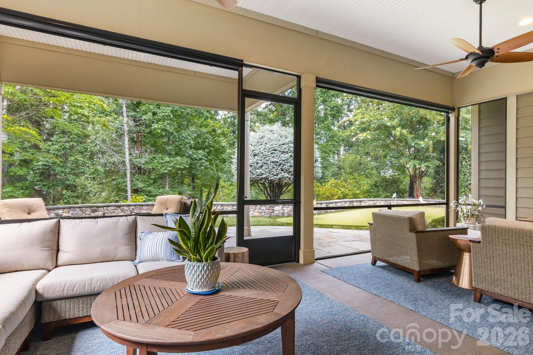 418 Flat Rock Drive Property Photo 4