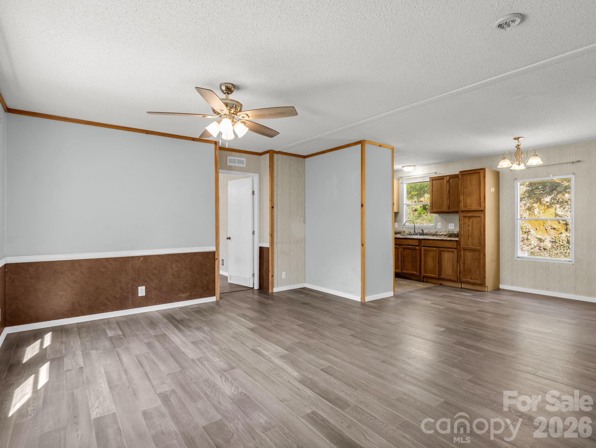 557 Sutton Mountain Ridge Property Photo 5