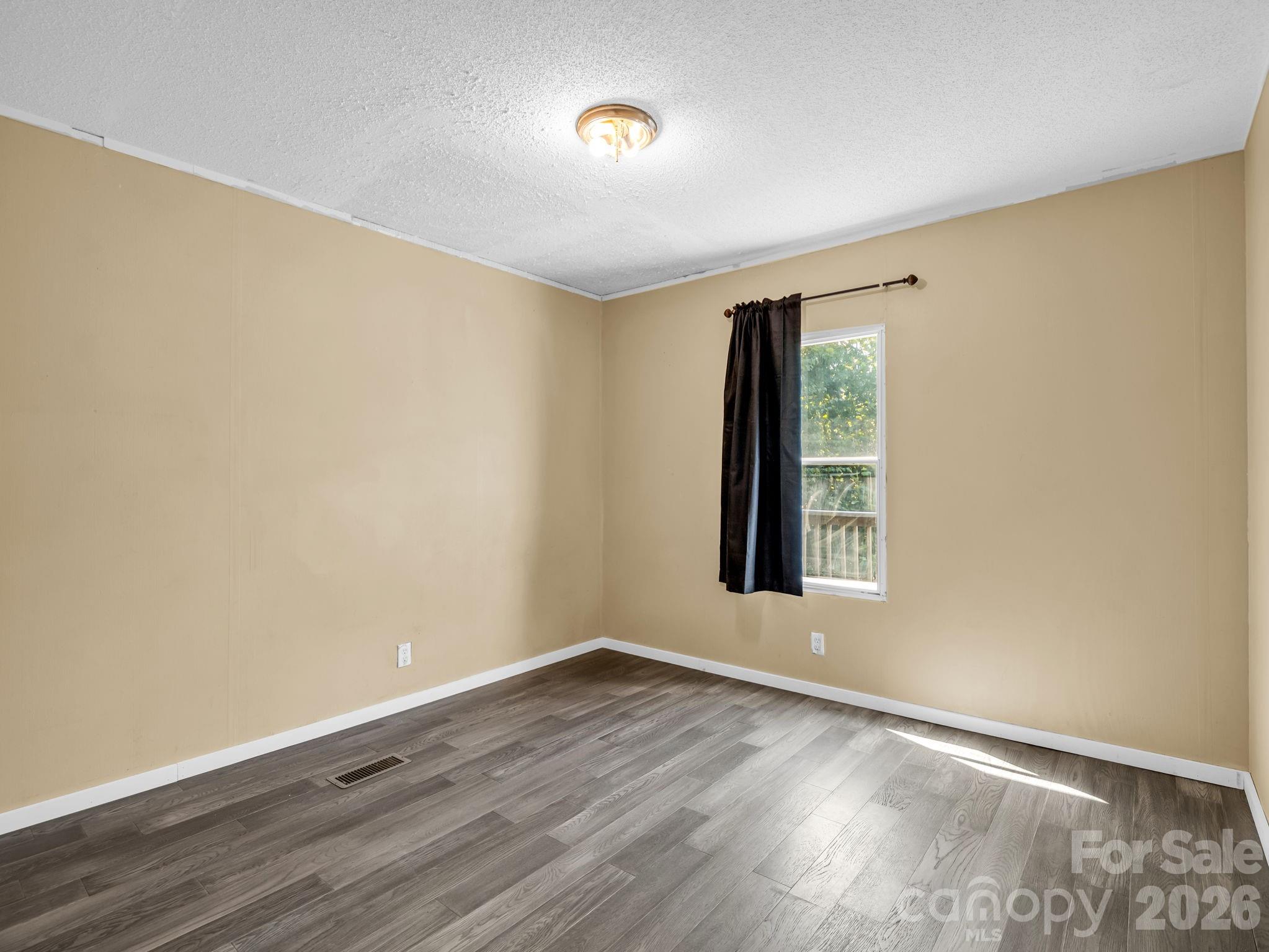 557 Sutton Mountain Ridge Property Photo 21