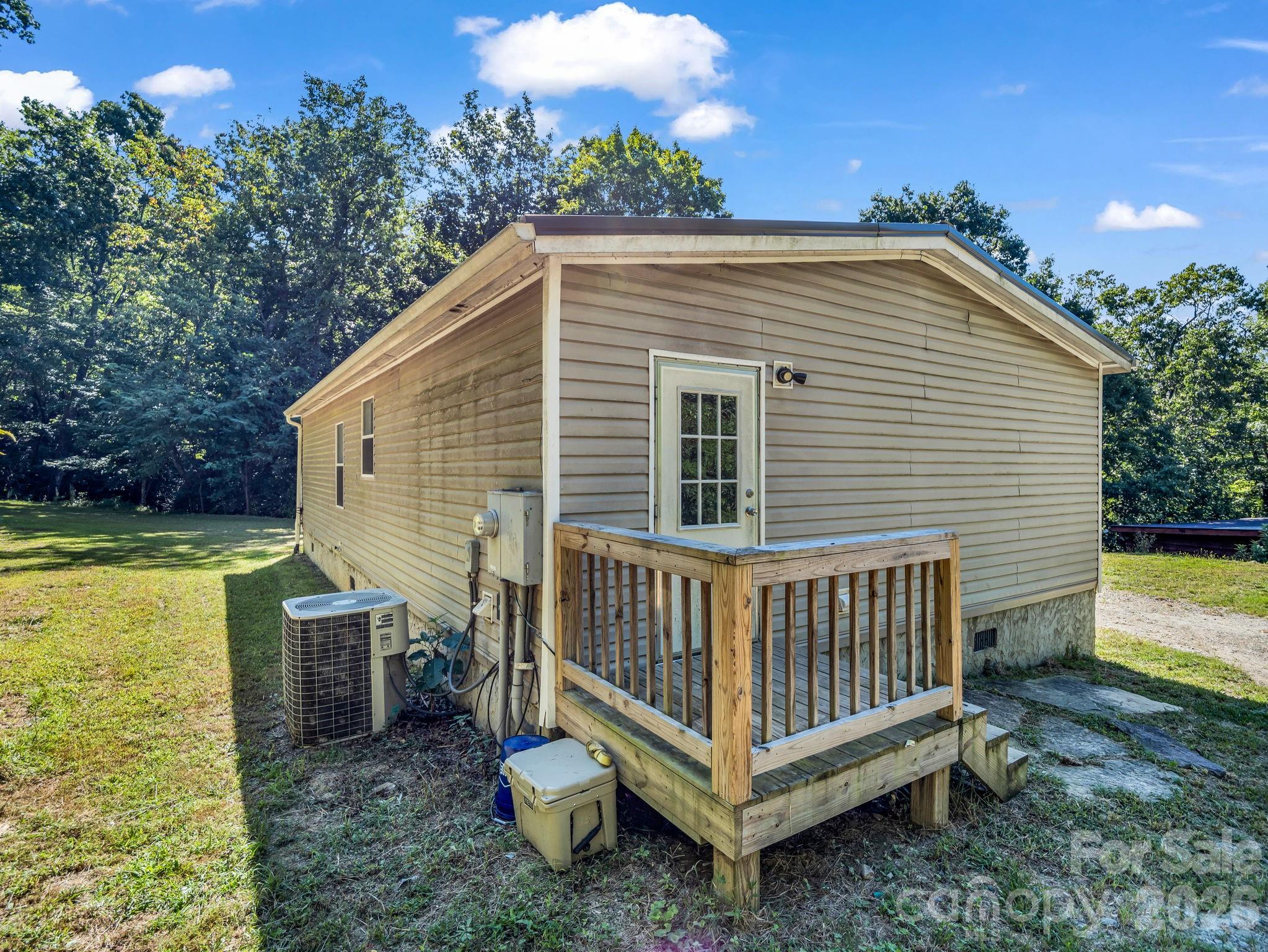 557 Sutton Mountain Ridge Property Photo 27