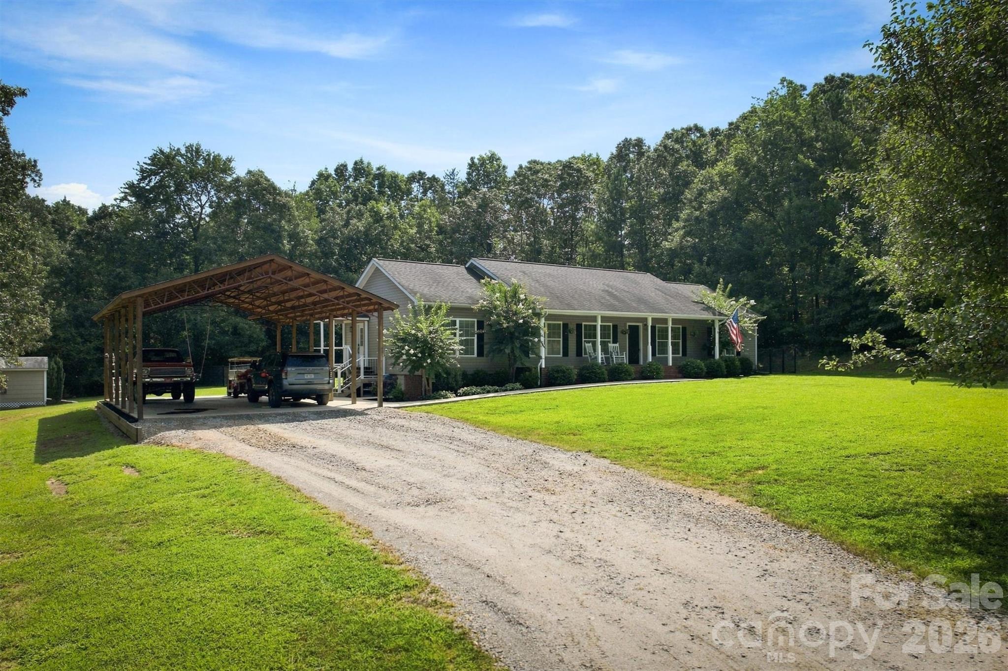 349 N Woodleaf Road Property Photo 2