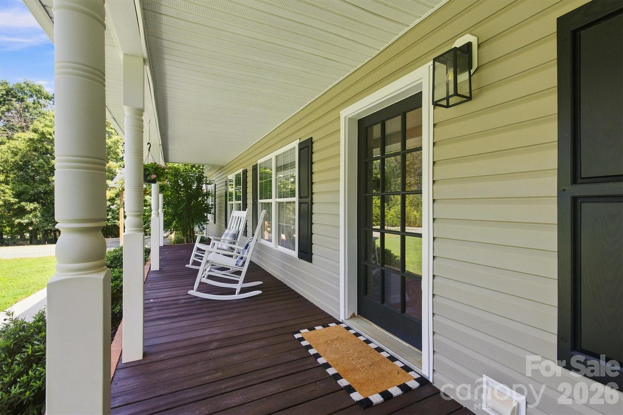 349 N Woodleaf Road Property Photo 18