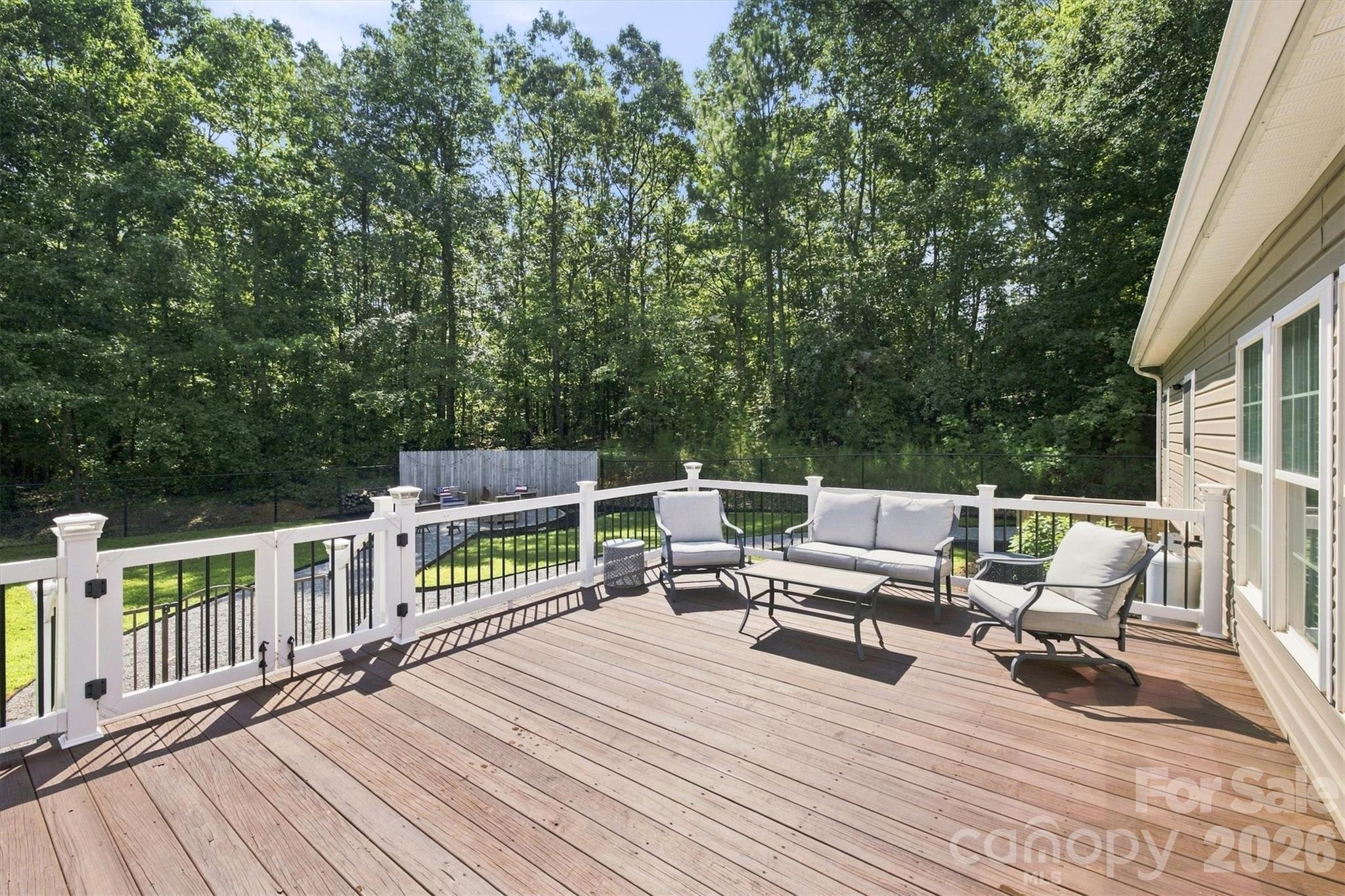 349 N Woodleaf Road Property Photo 32