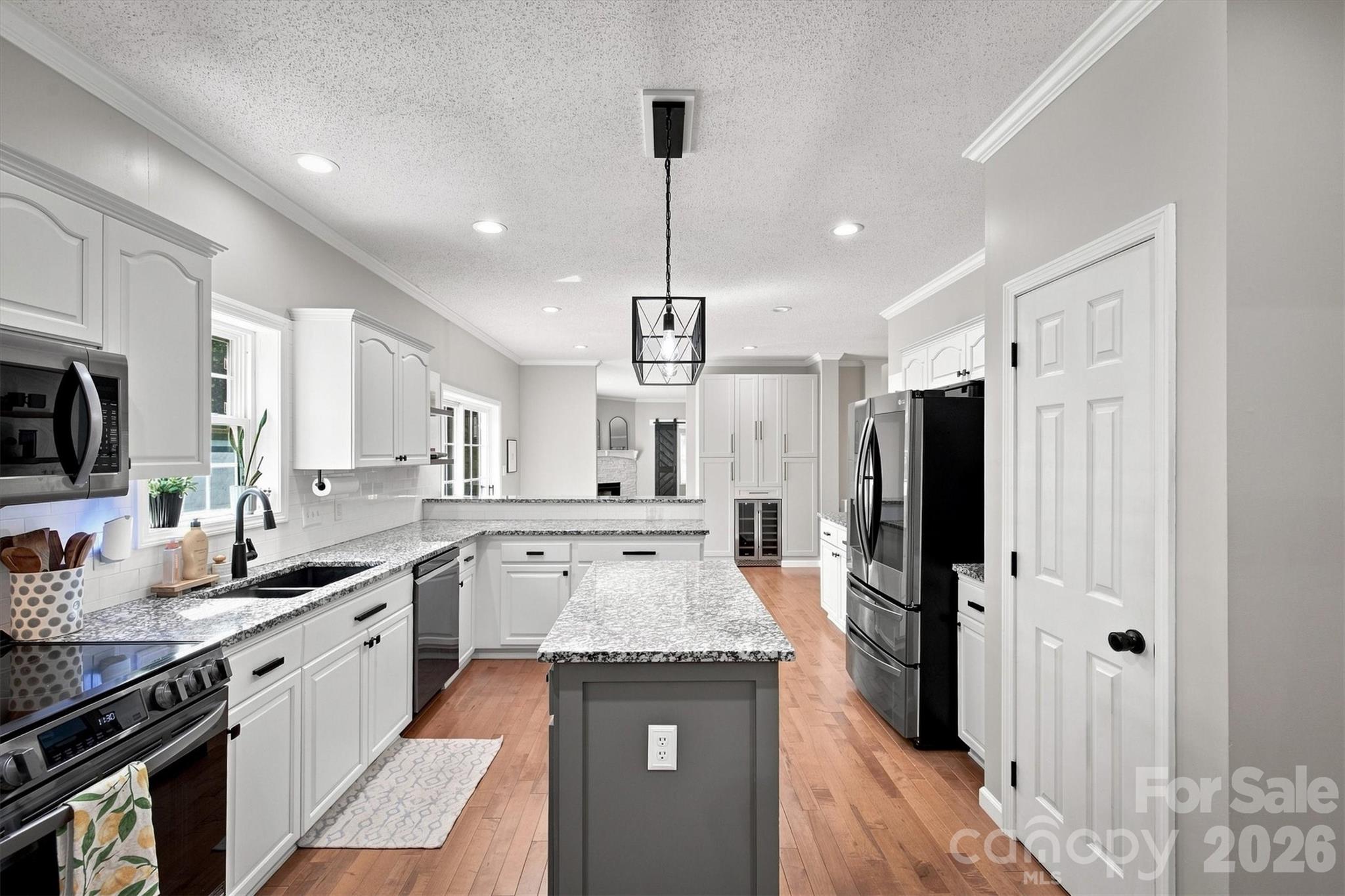 349 N Woodleaf Road Property Photo 35