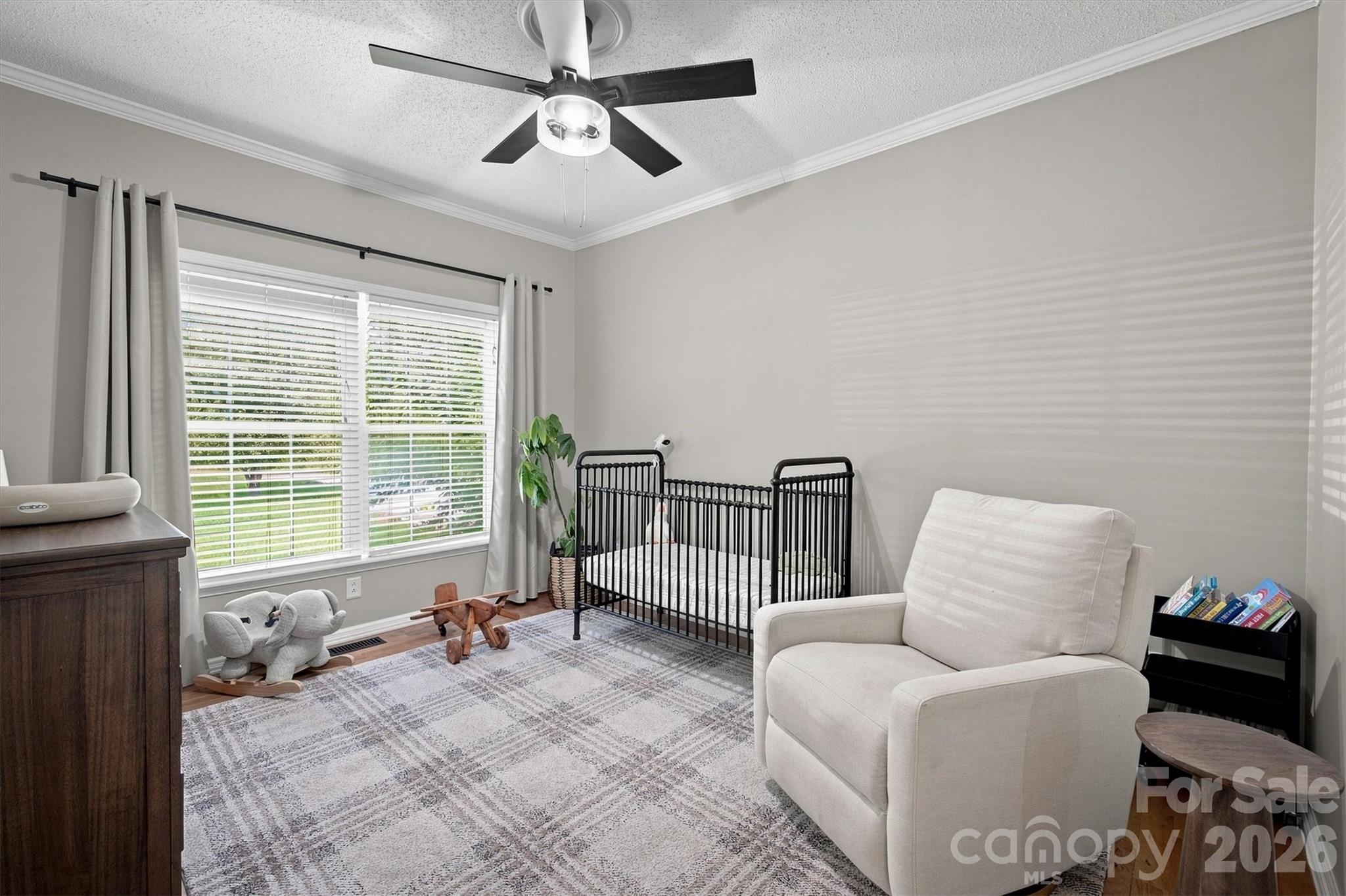 349 N Woodleaf Road Property Photo 38