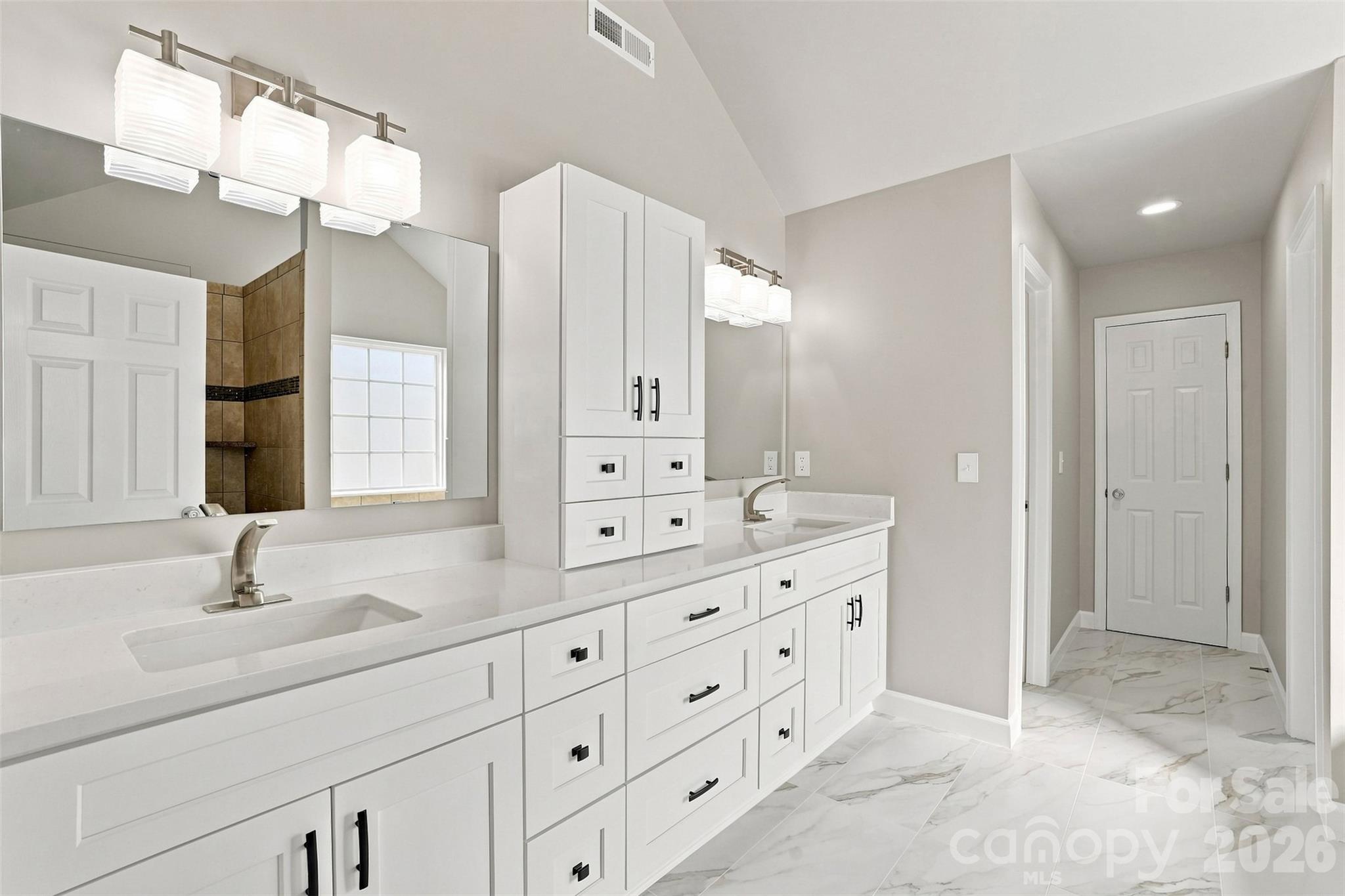 5909 Parkstone Drive Property Photo 21