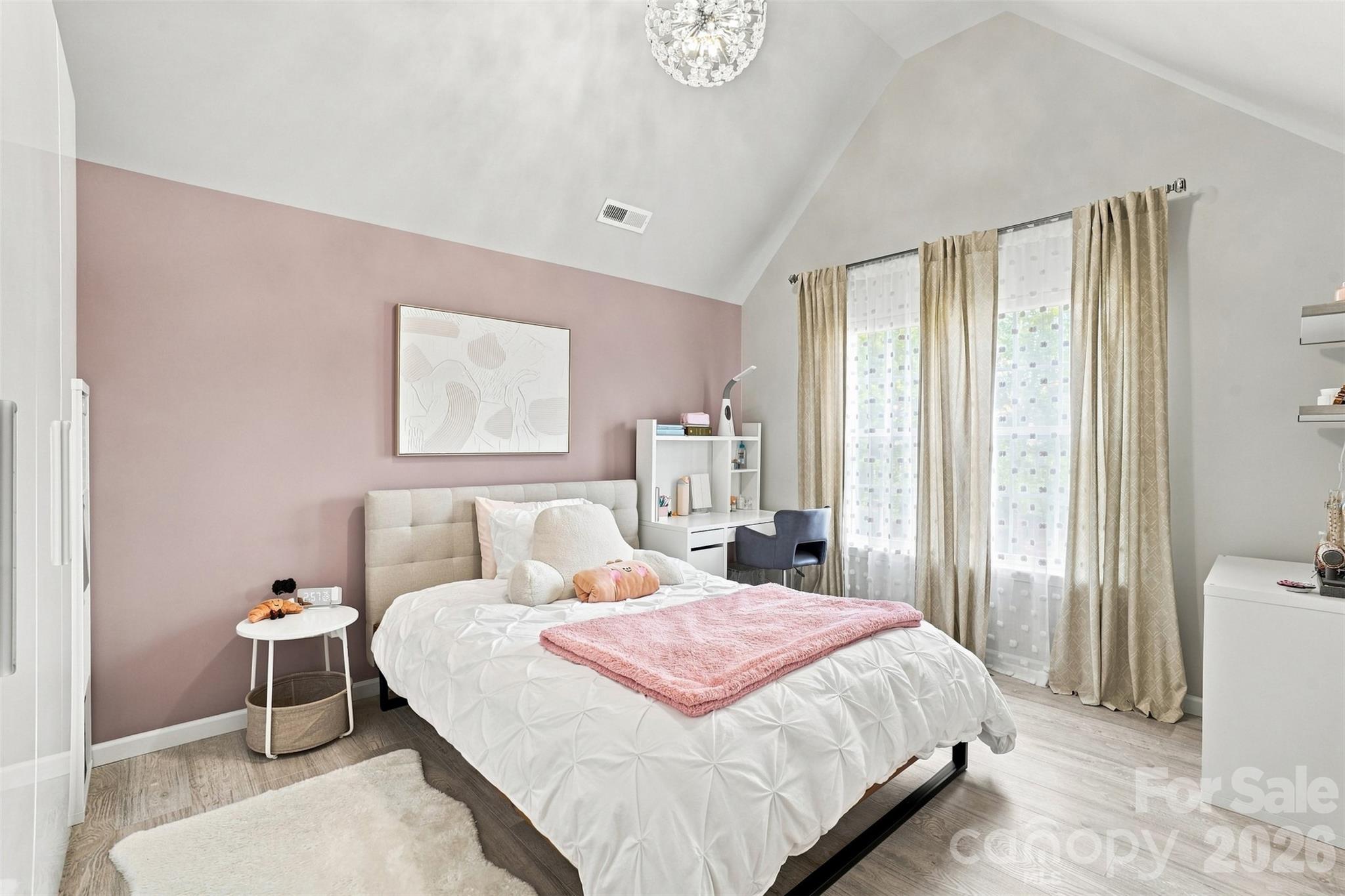 5909 Parkstone Drive Property Photo 30