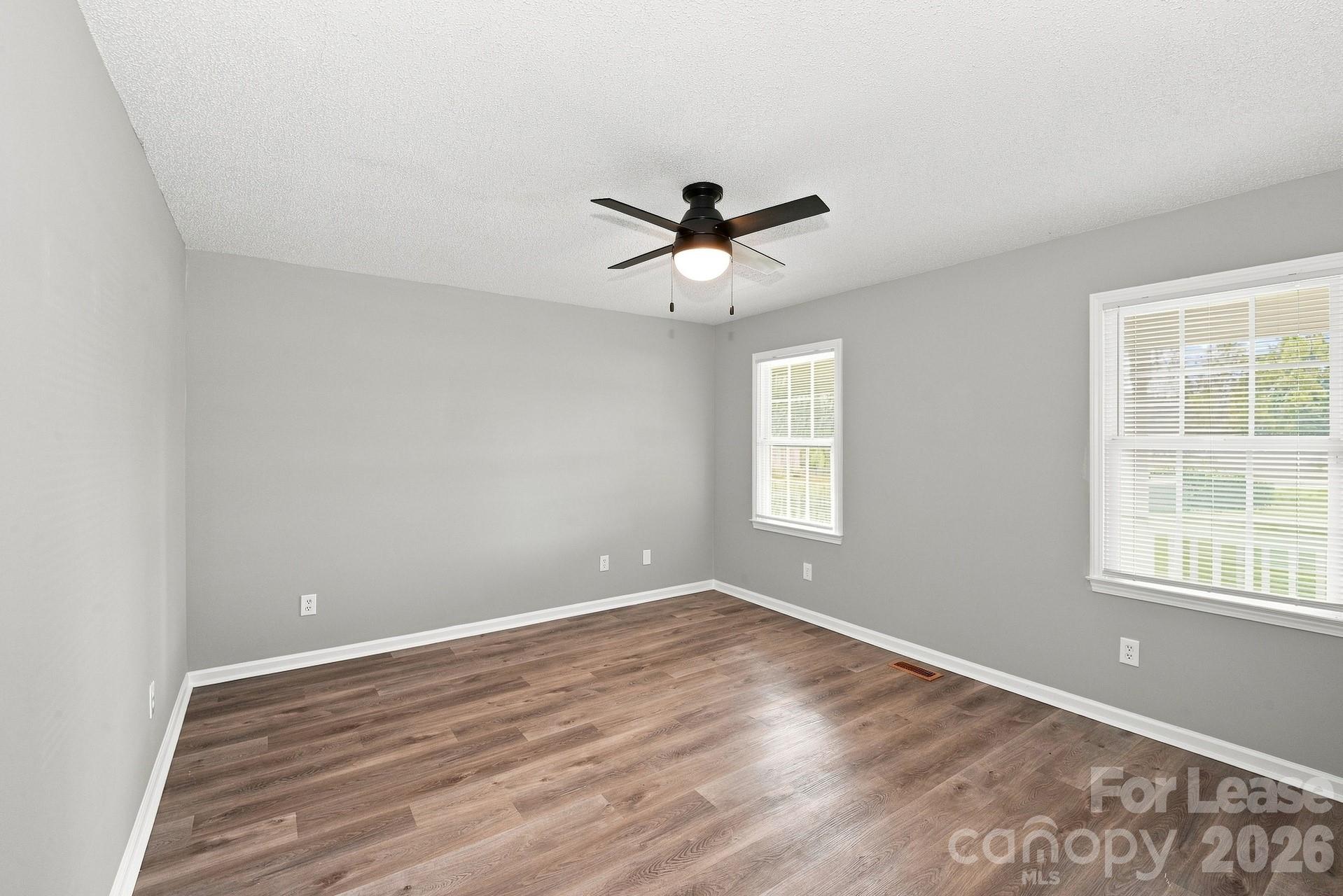 209 Pilots Ridge Drive Property Photo 8