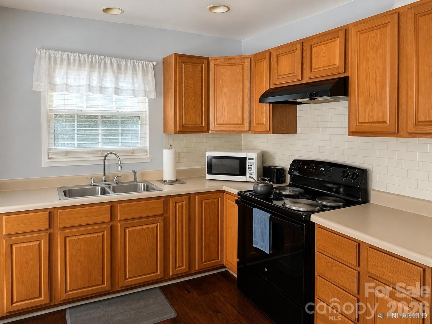 10106 Ballyclare Court Property Photo 4